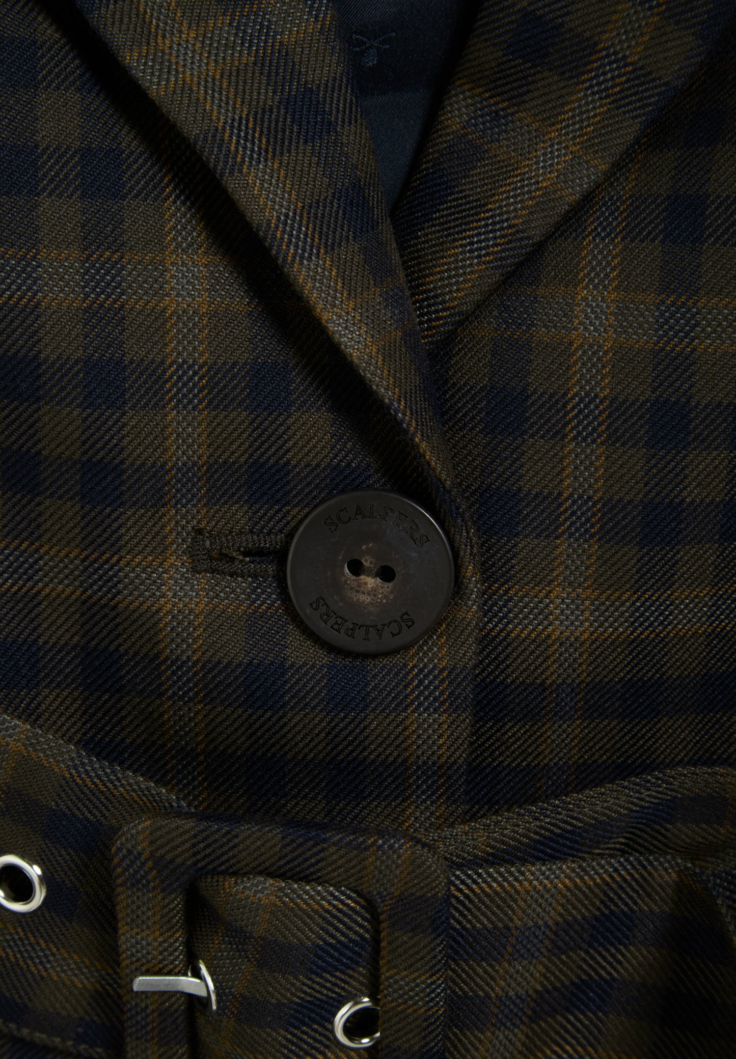 BLAZER CUADROS CON CINTURÓN