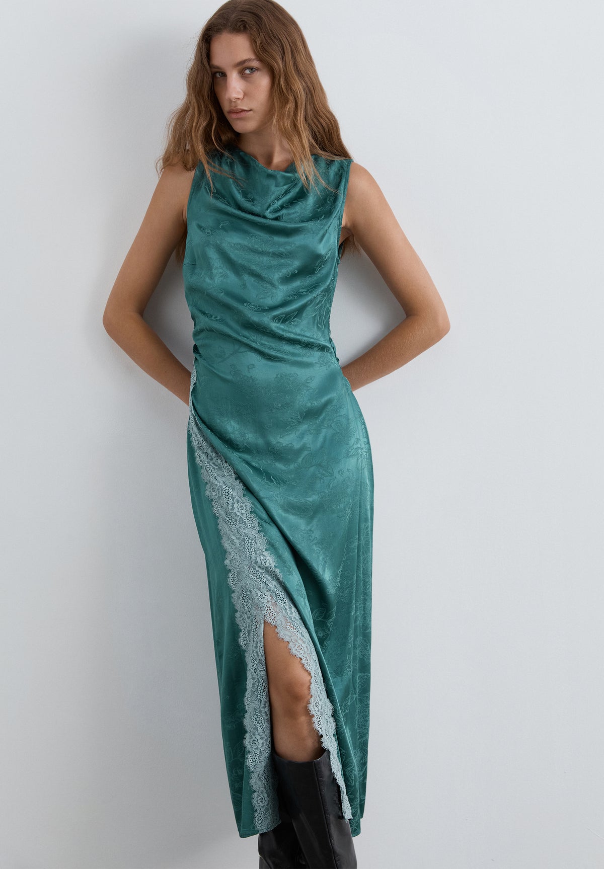 VESTIDO JACQUARD CON ENCAJE