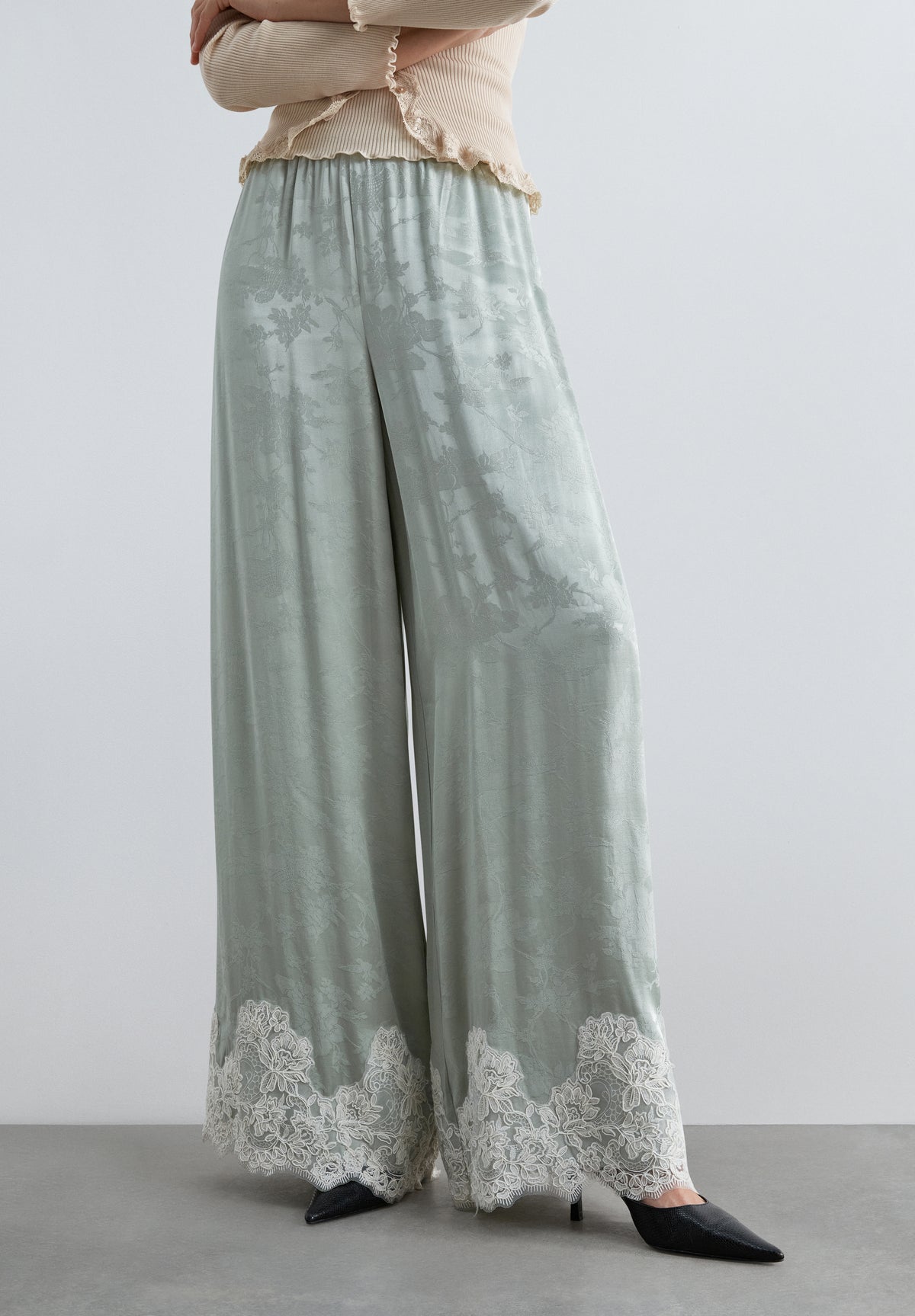 PANTALÓN JACQUARD CON ENCAJE