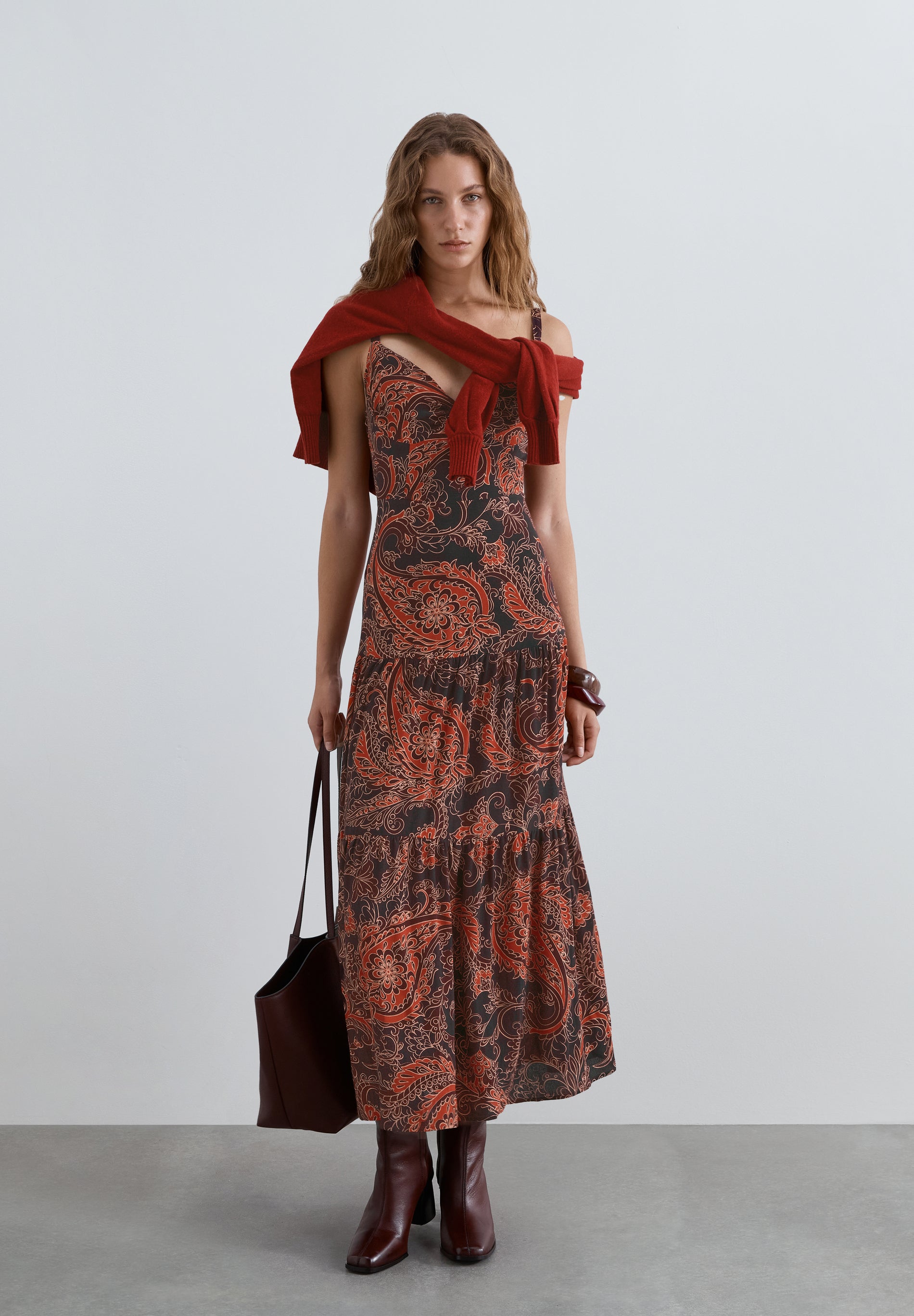 VESTIDO ESTAMPADO ESTRUCTURA
