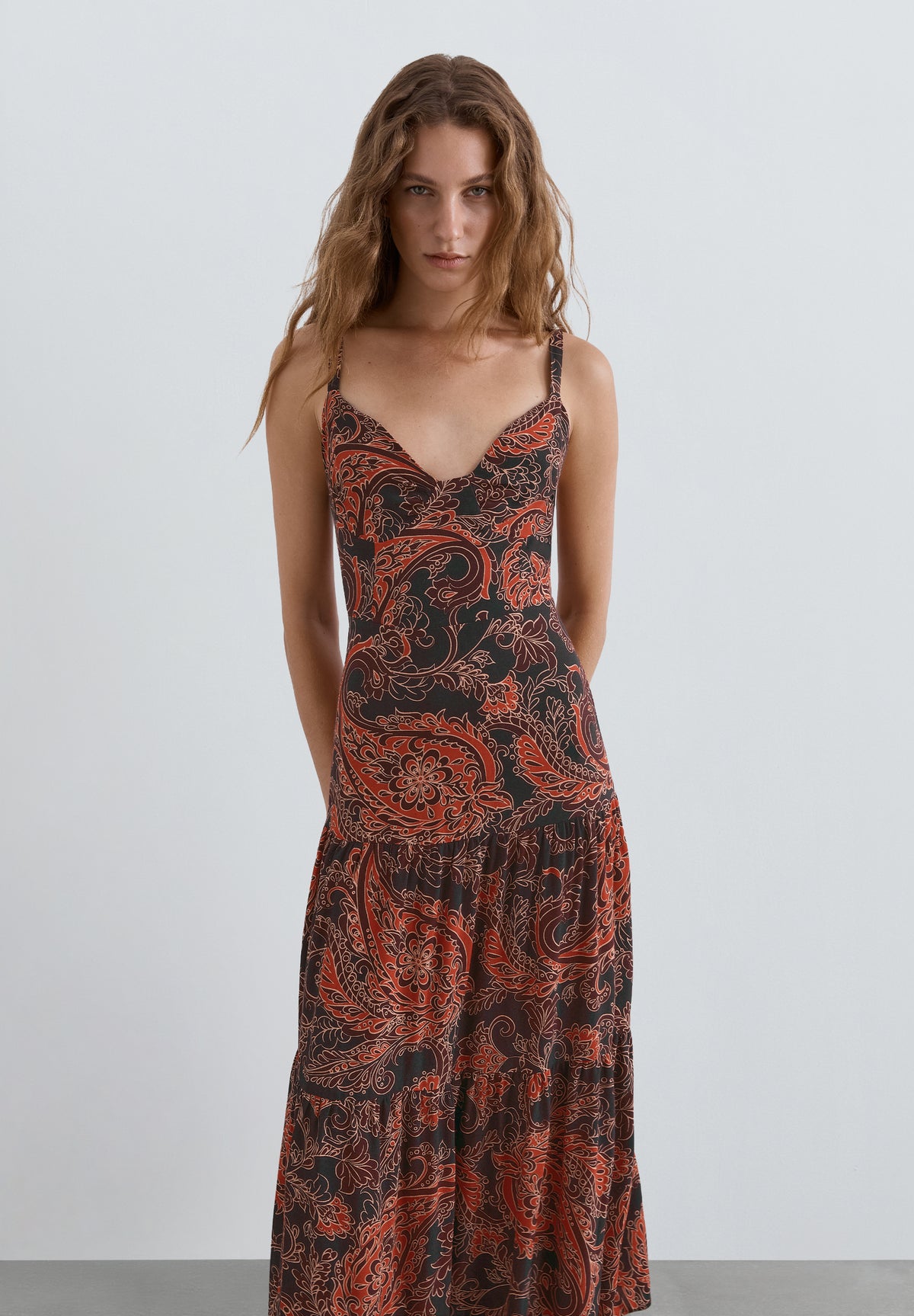 VESTIDO ESTAMPADO ESTRUCTURA