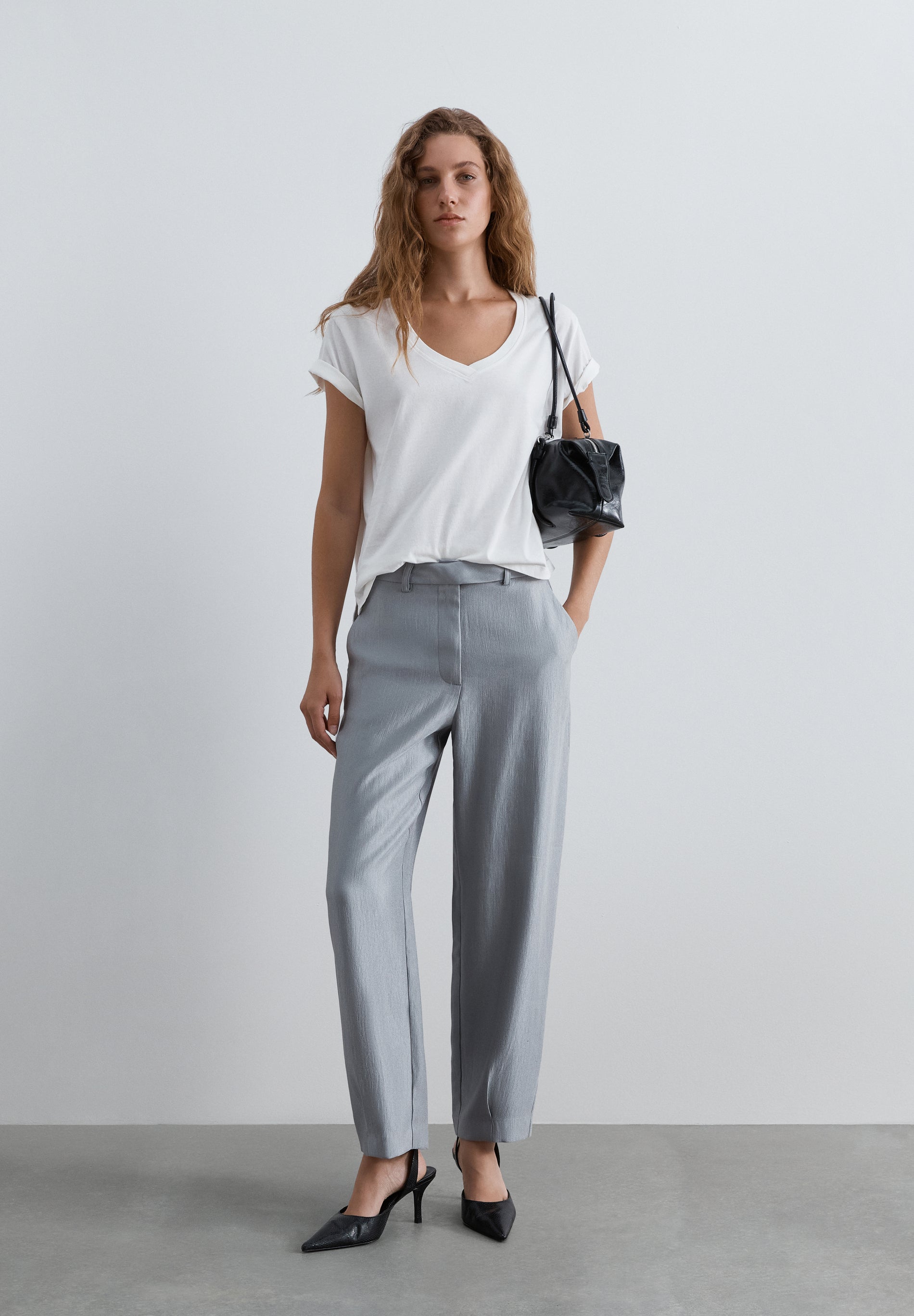 PANTALÓN RECTO DE TIRO ALTO