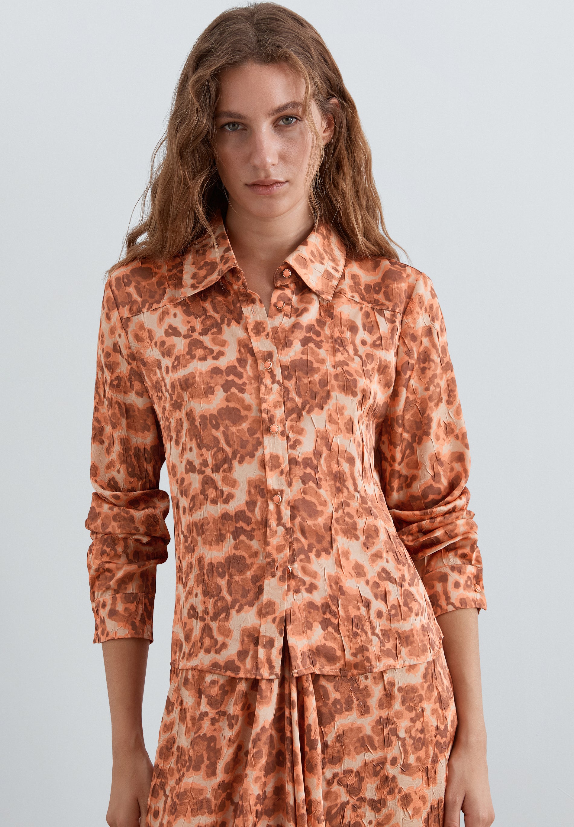 CAMISA ESTAMPADO ANIMAL PRINT