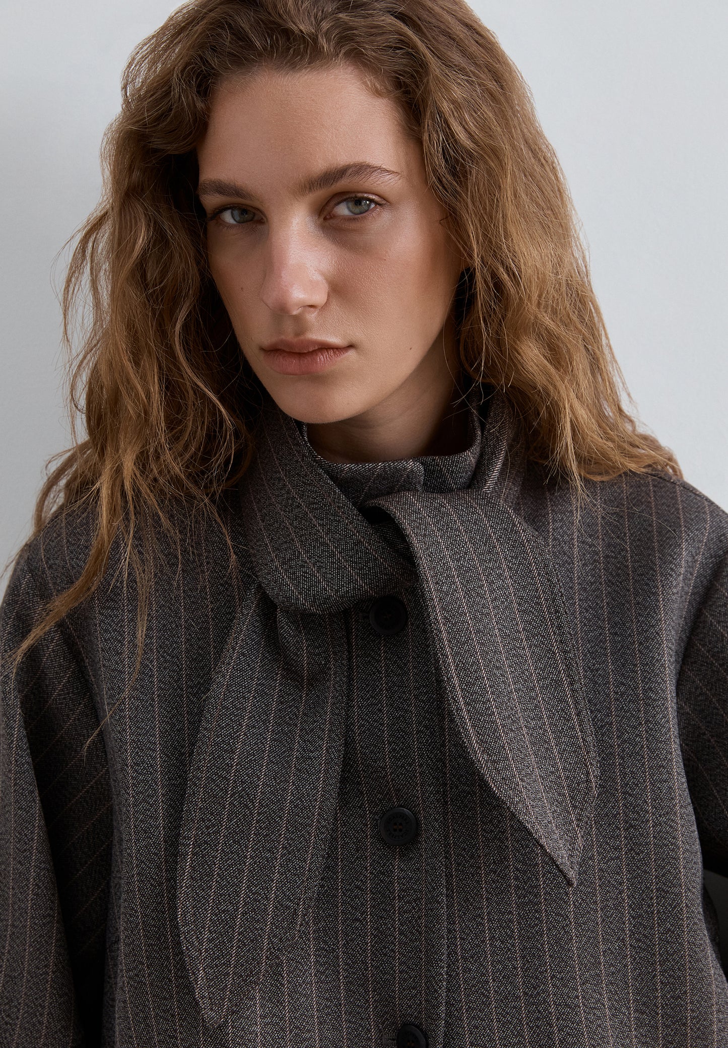 CHAQUETA BOMBER CON LAZADA