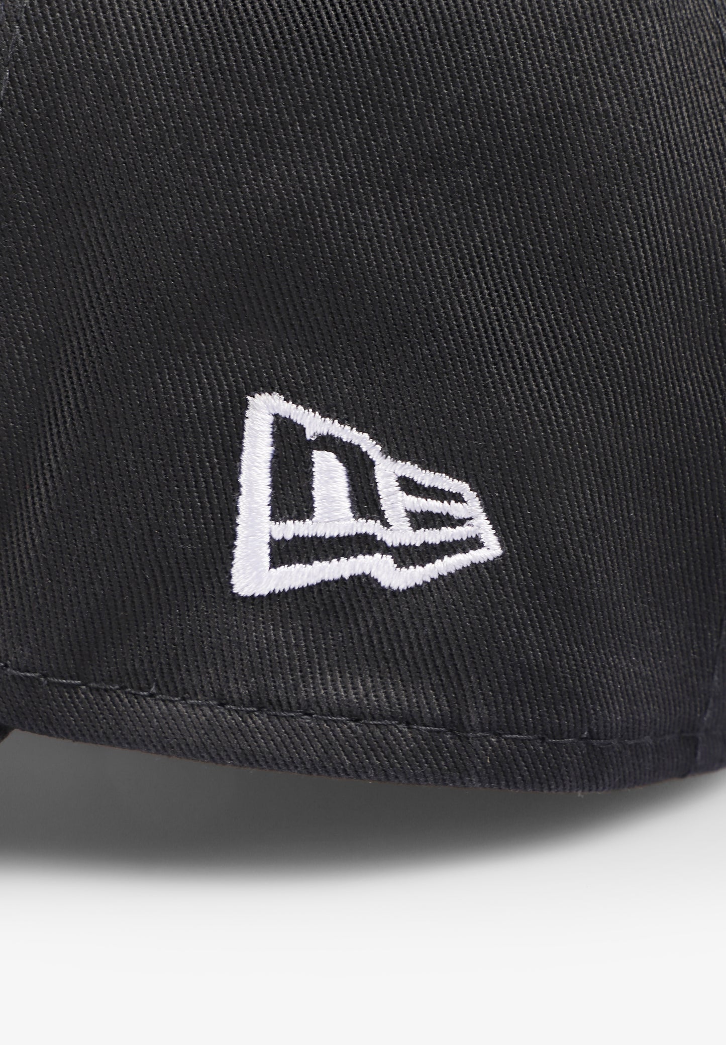 NEW ERA | GORRA LEAGUE ESSENTIAL 9FORTY NEYYAN STCWHI