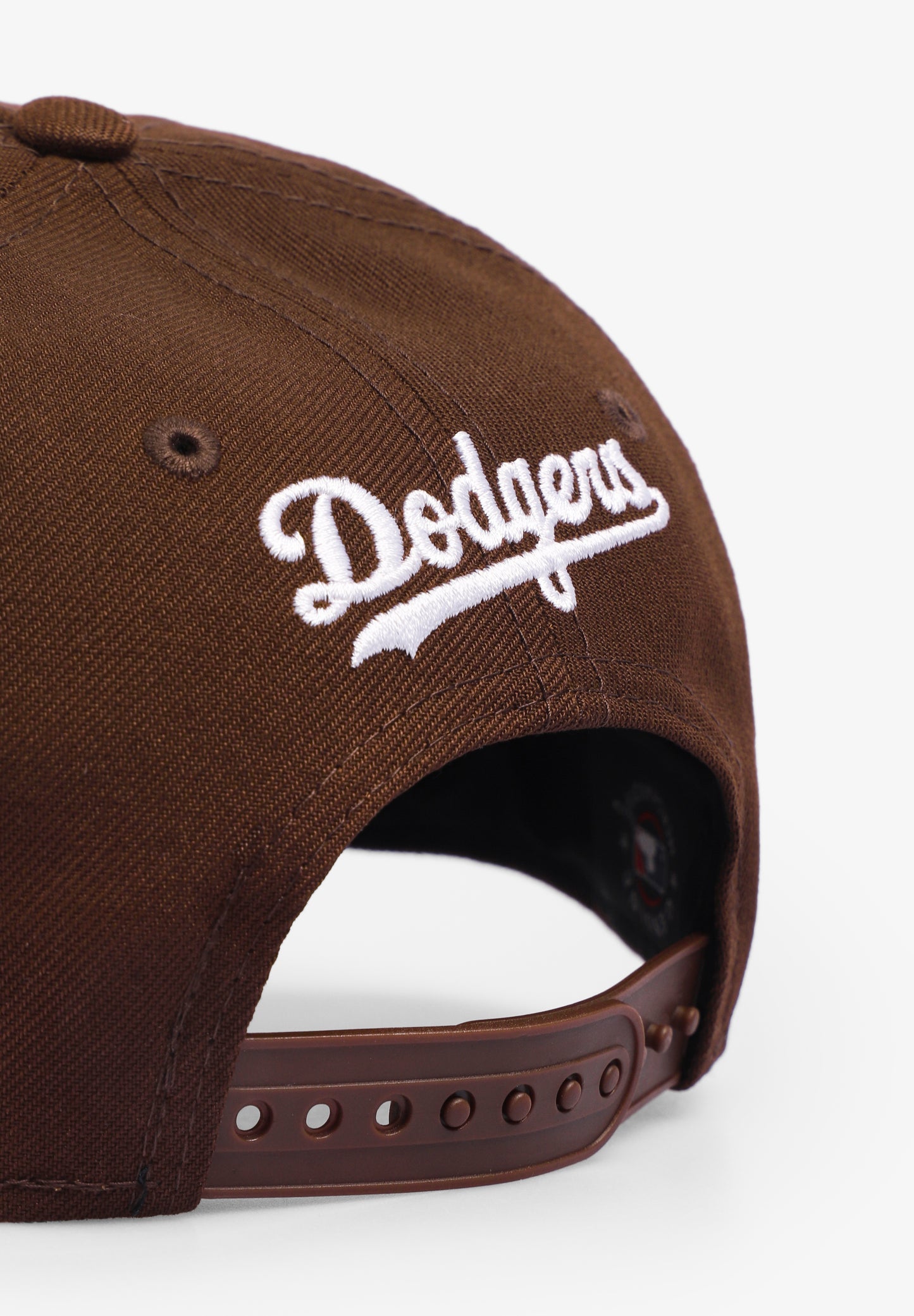 NEW ERA | GORRA OUTLINE SCRIPT EFRAME LOSDOD CHS