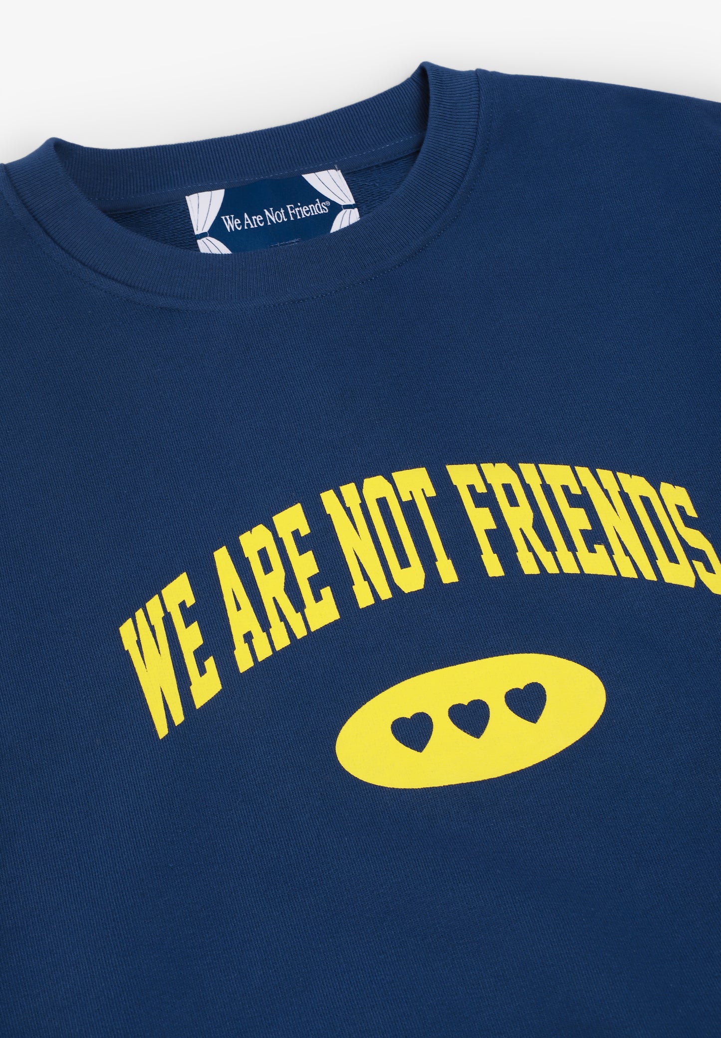 WE ARE NOT FRIENDS | SUDADERA U FRIENDS