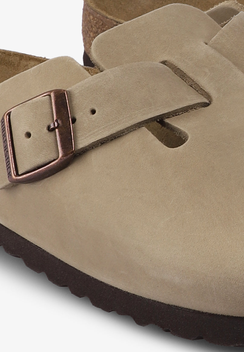 BIRKENSTOCK | ZUECO BOSTON OILED LEATHER HOMBRE