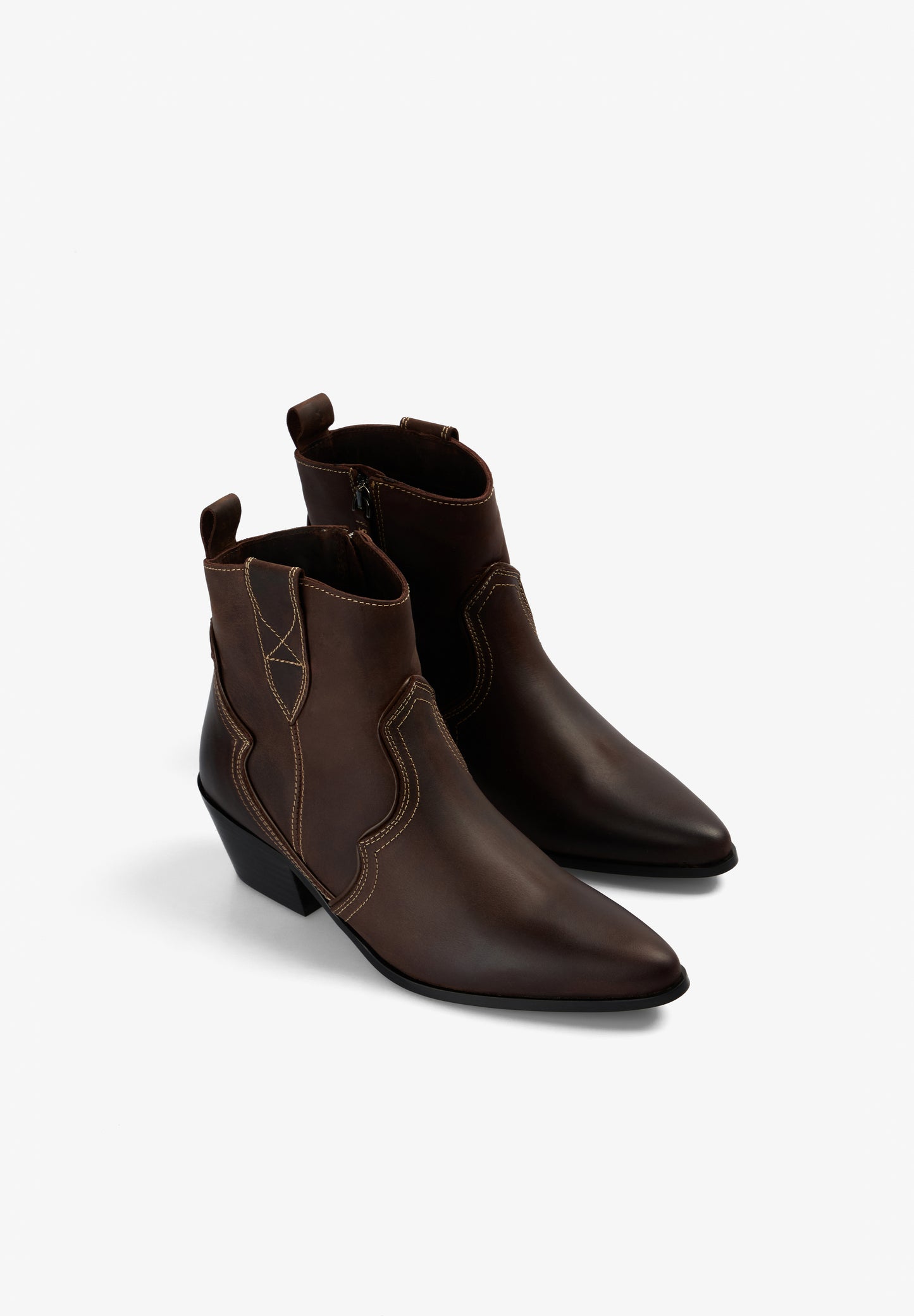 BOTAS BAJAS COWBOY PIEL