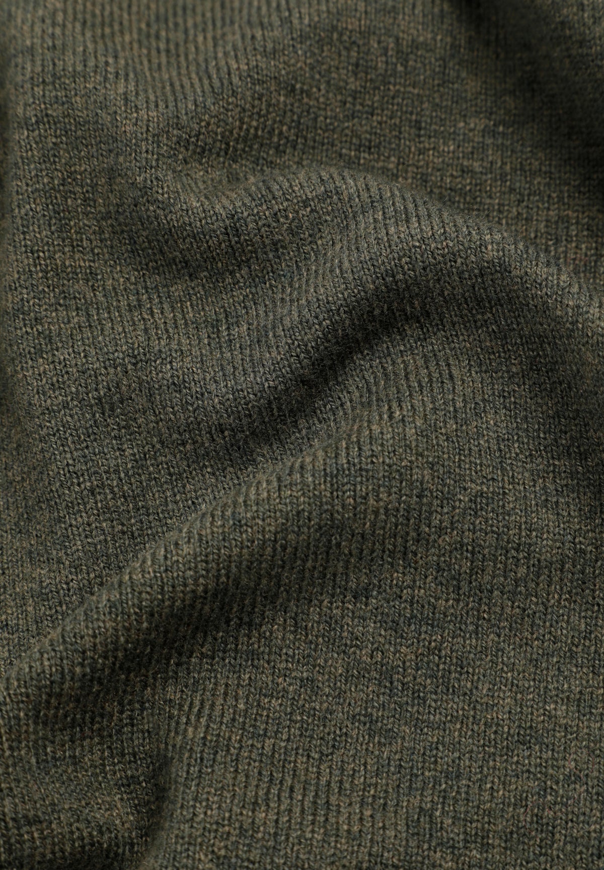SCMAXITRIANGLE SCARF