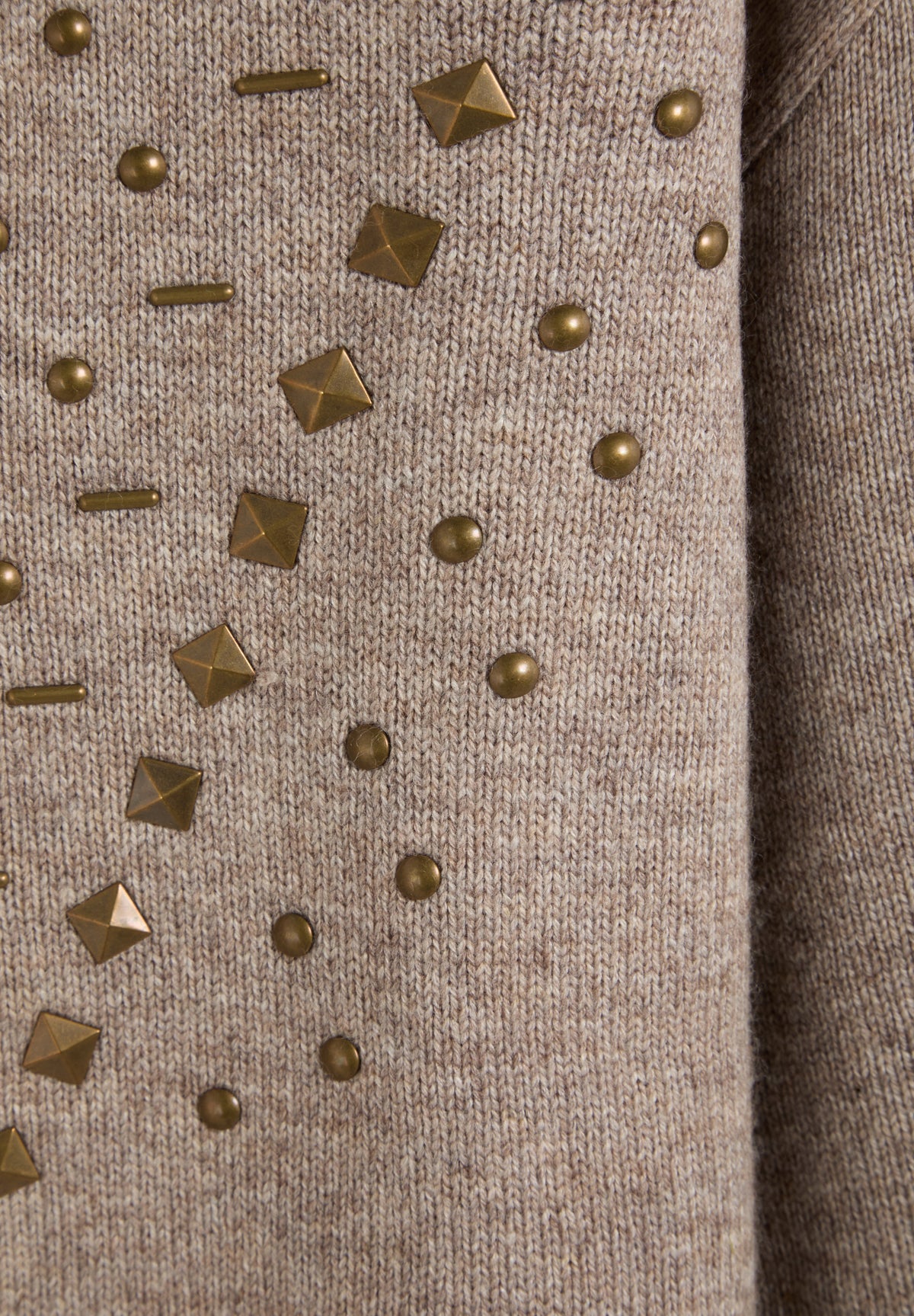 SCNEW STUDS JUMPER