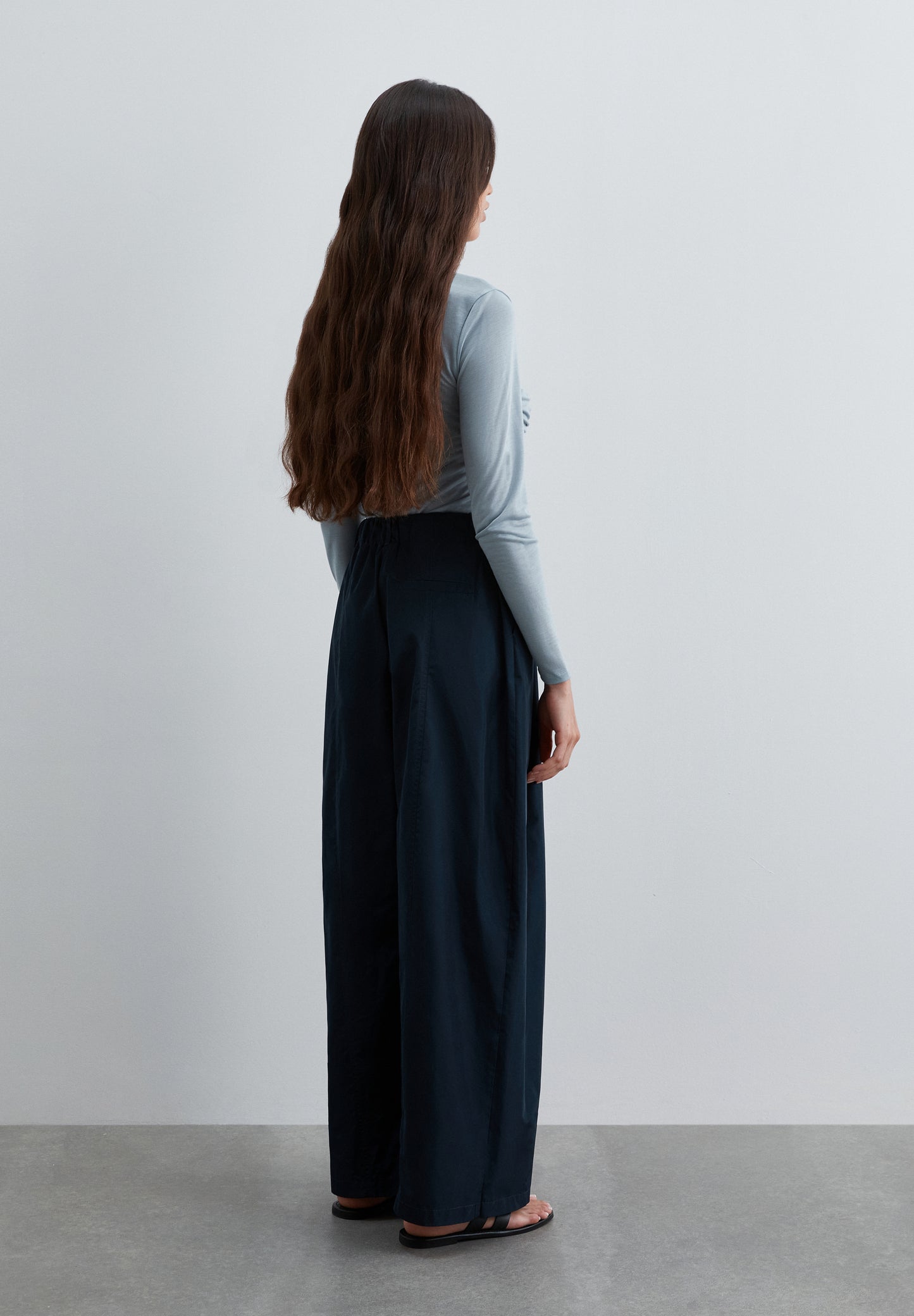 PANTALÓN TAFETA WIDE LEG