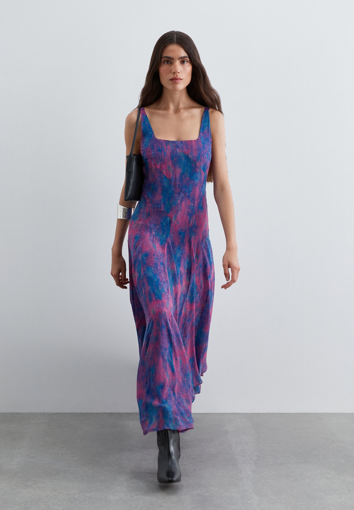 VESTIDO FLUIDO ESTAMPADO