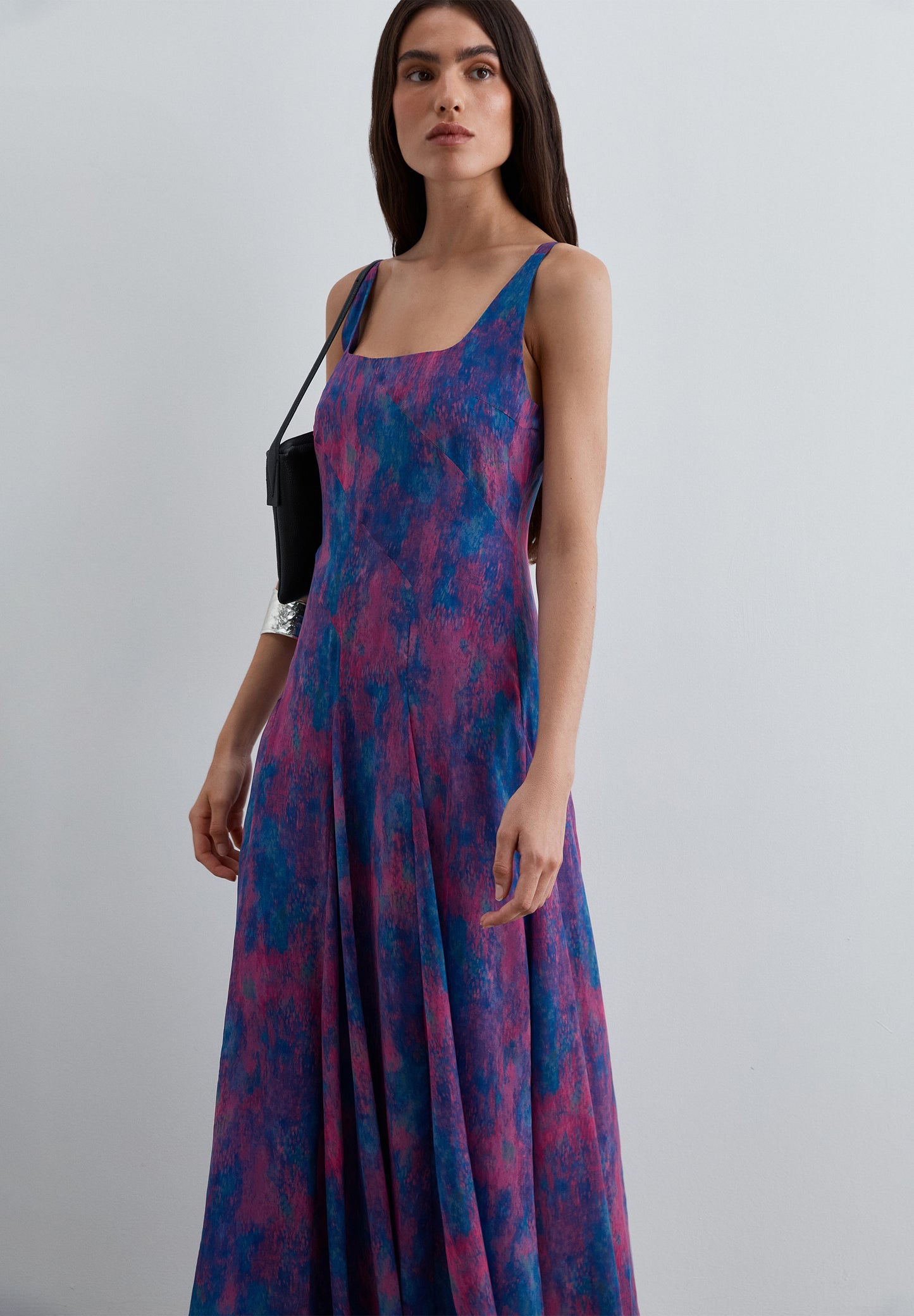 VESTIDO FLUIDO ESTAMPADO