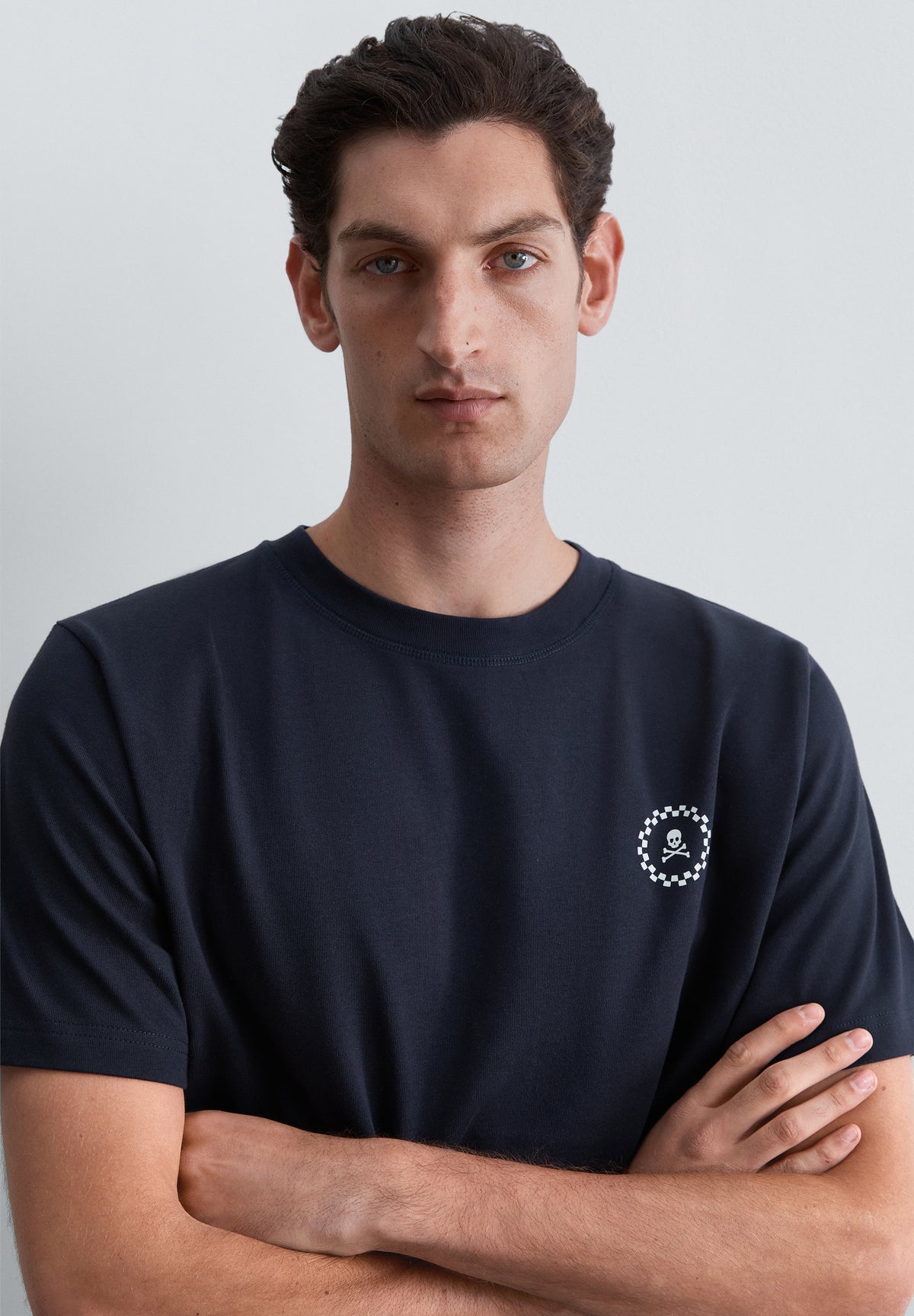 CAMISETA LOGO TRASERO ESTAMPADO