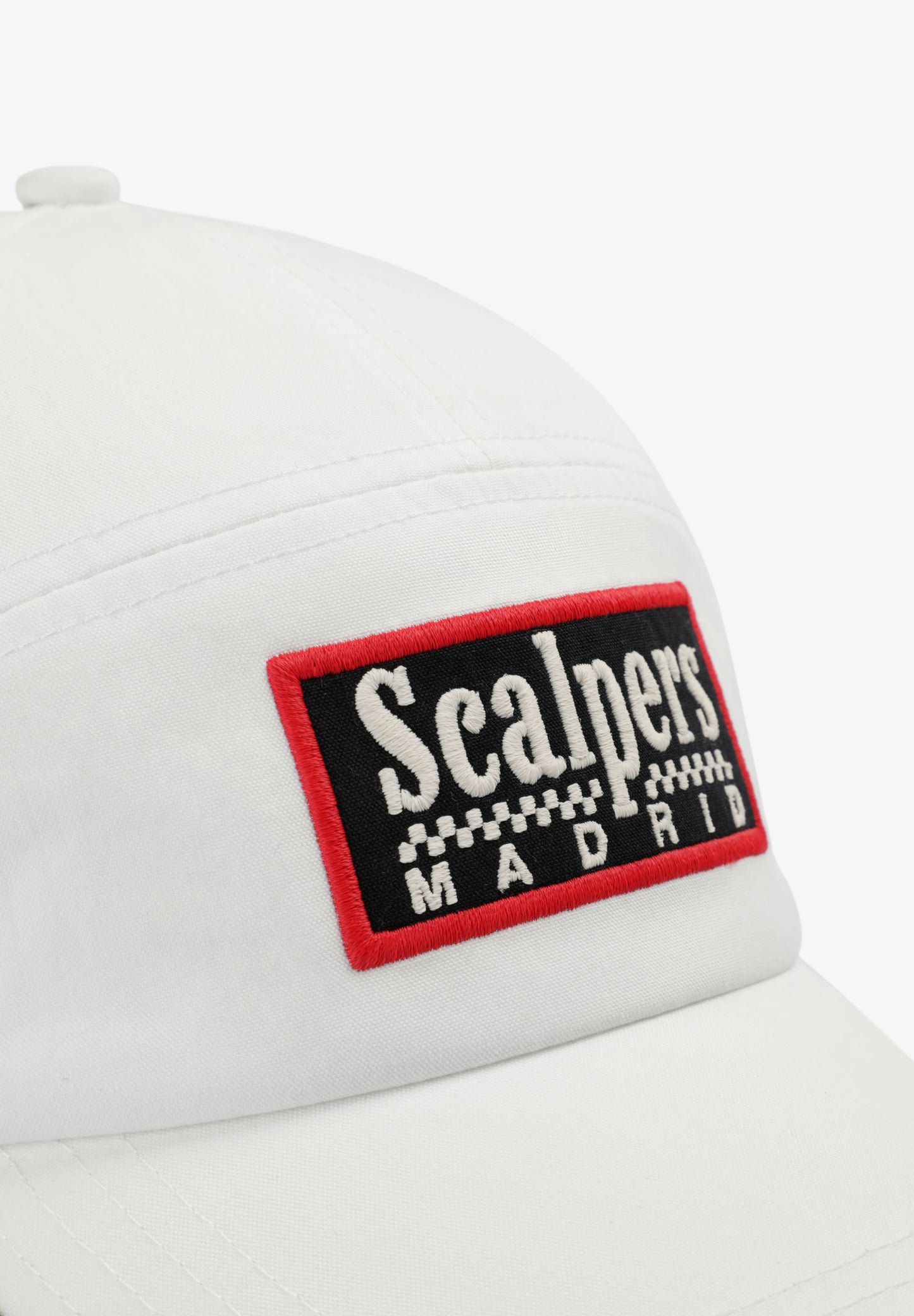 GORRA PARCHE CONTRASTE