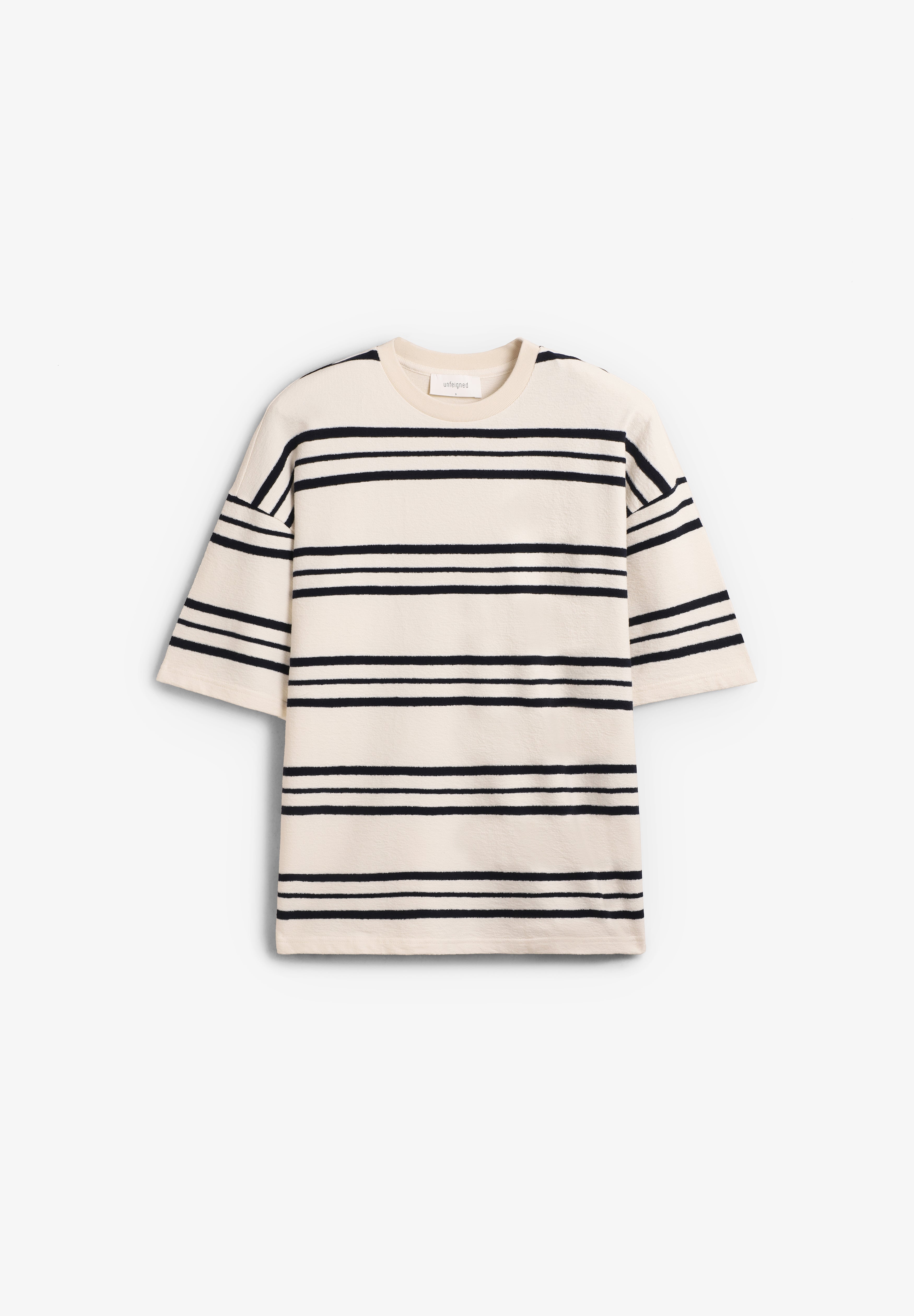 UNFEIGNED | CAMISETA OVERSIZED TERRY