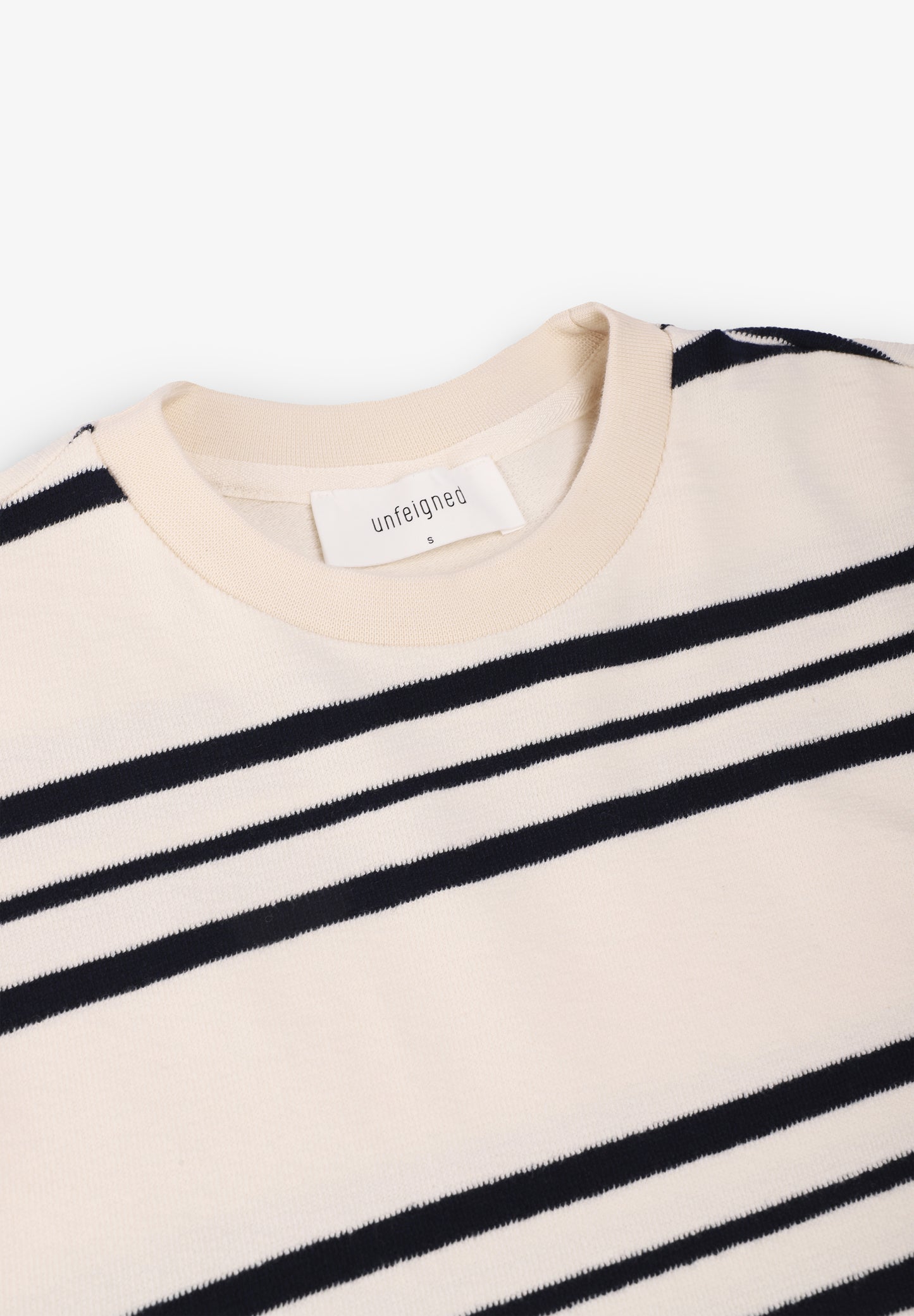 UNFEIGNED | CAMISETA OVERSIZED TERRY
