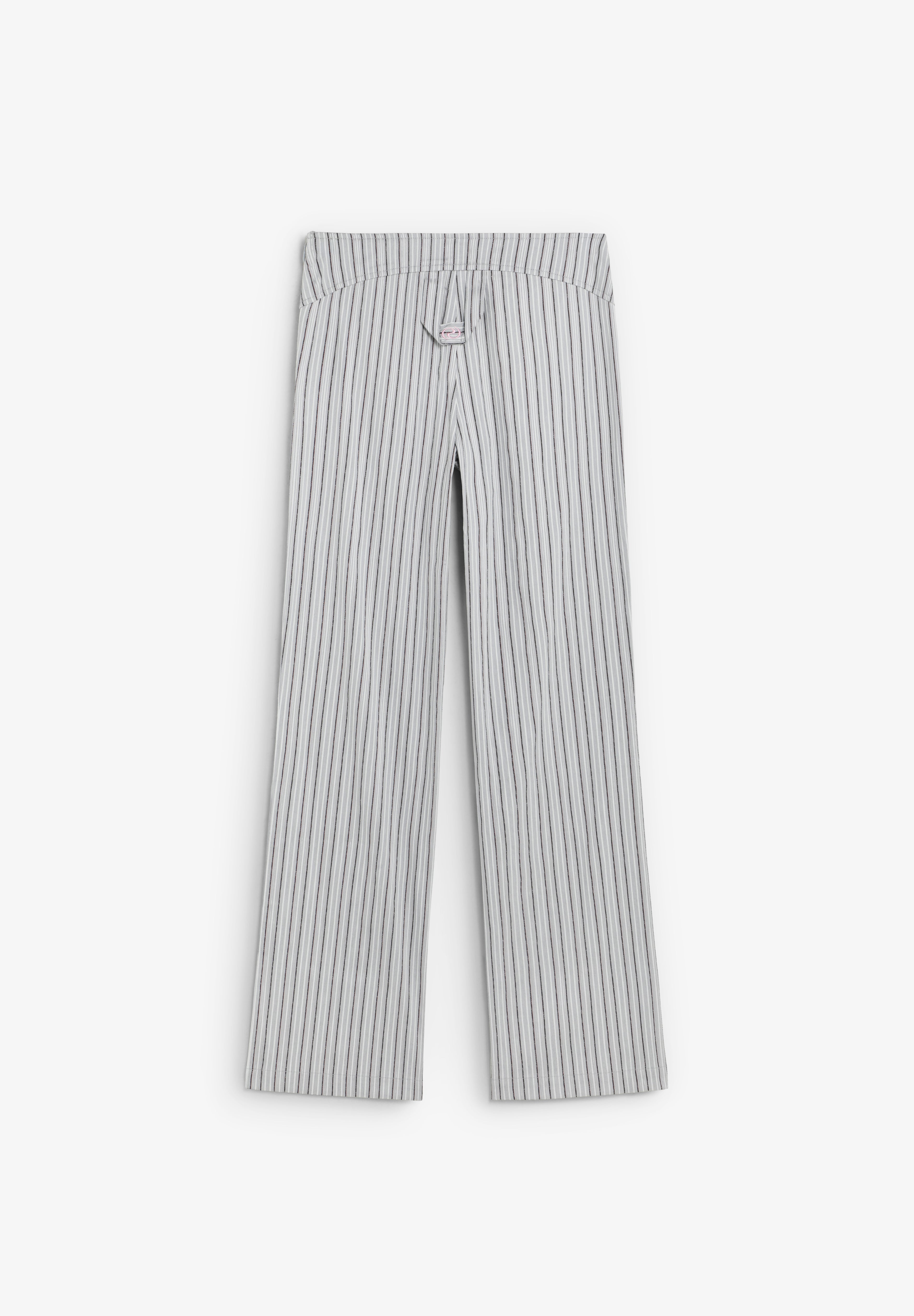 RÉSUMÉ | PANTALÓN MALLORIERS