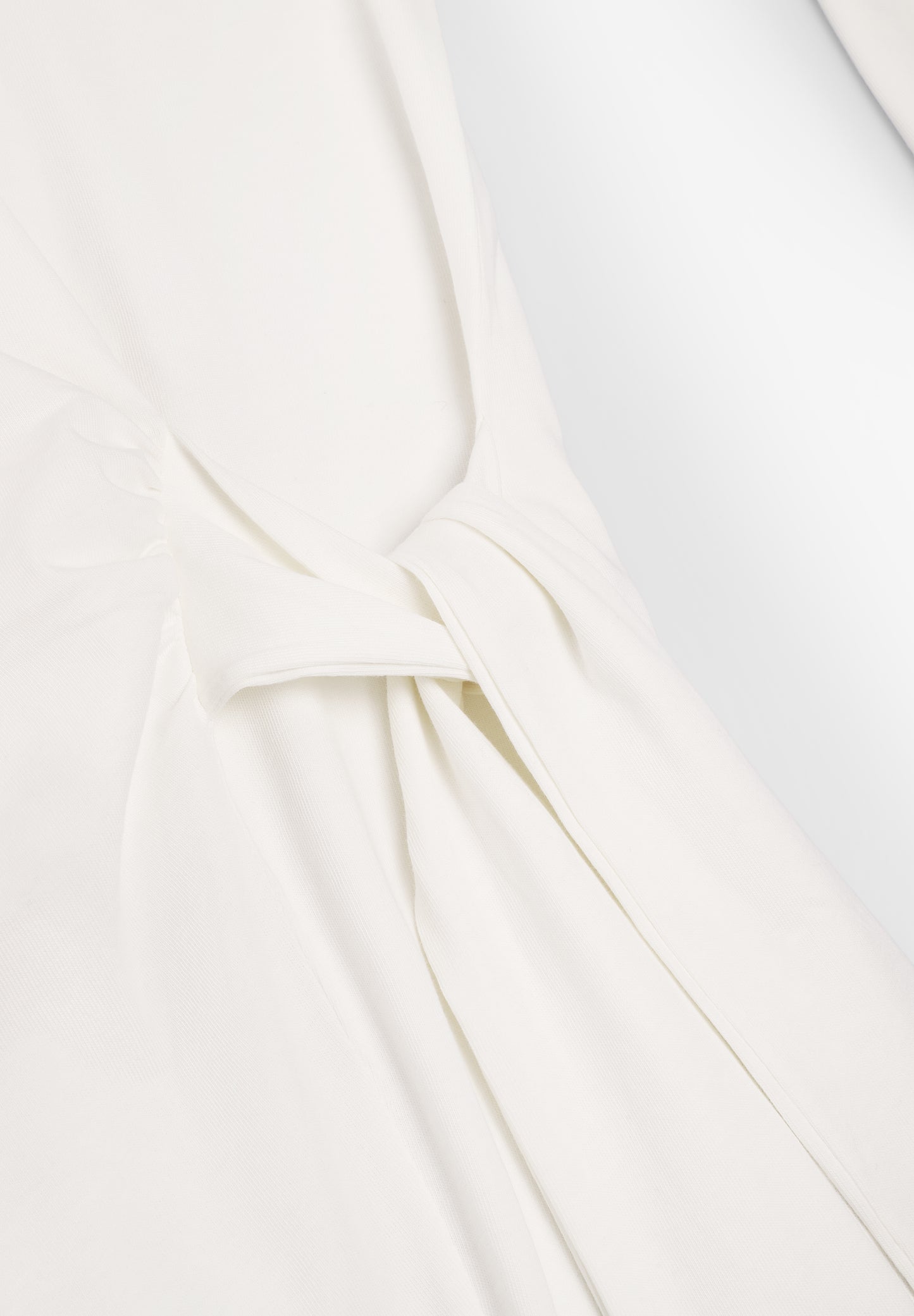 OBJECT | GIMA TIE T-SHIRT
