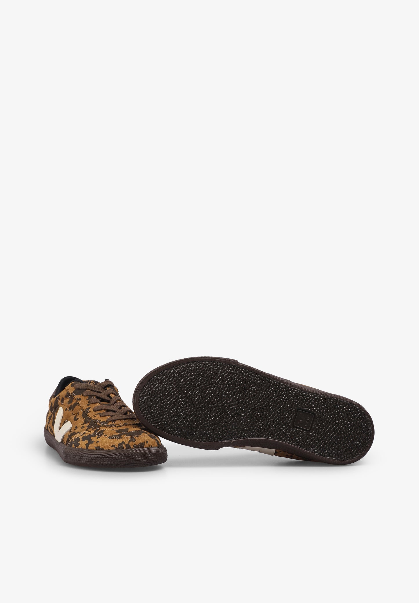 VEJA | SNEAKERS PANENKA