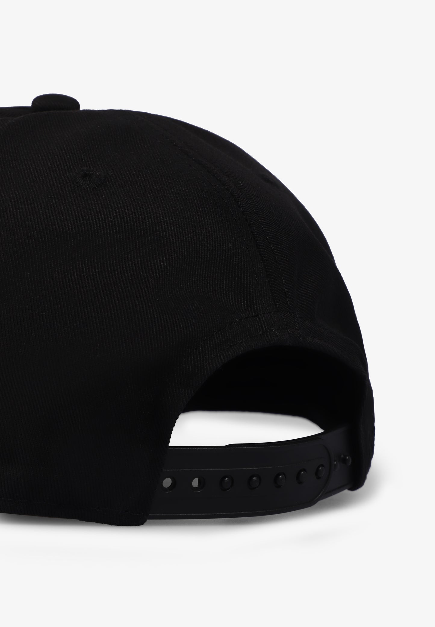 VISIT | GORRA CLASSIC BLACK