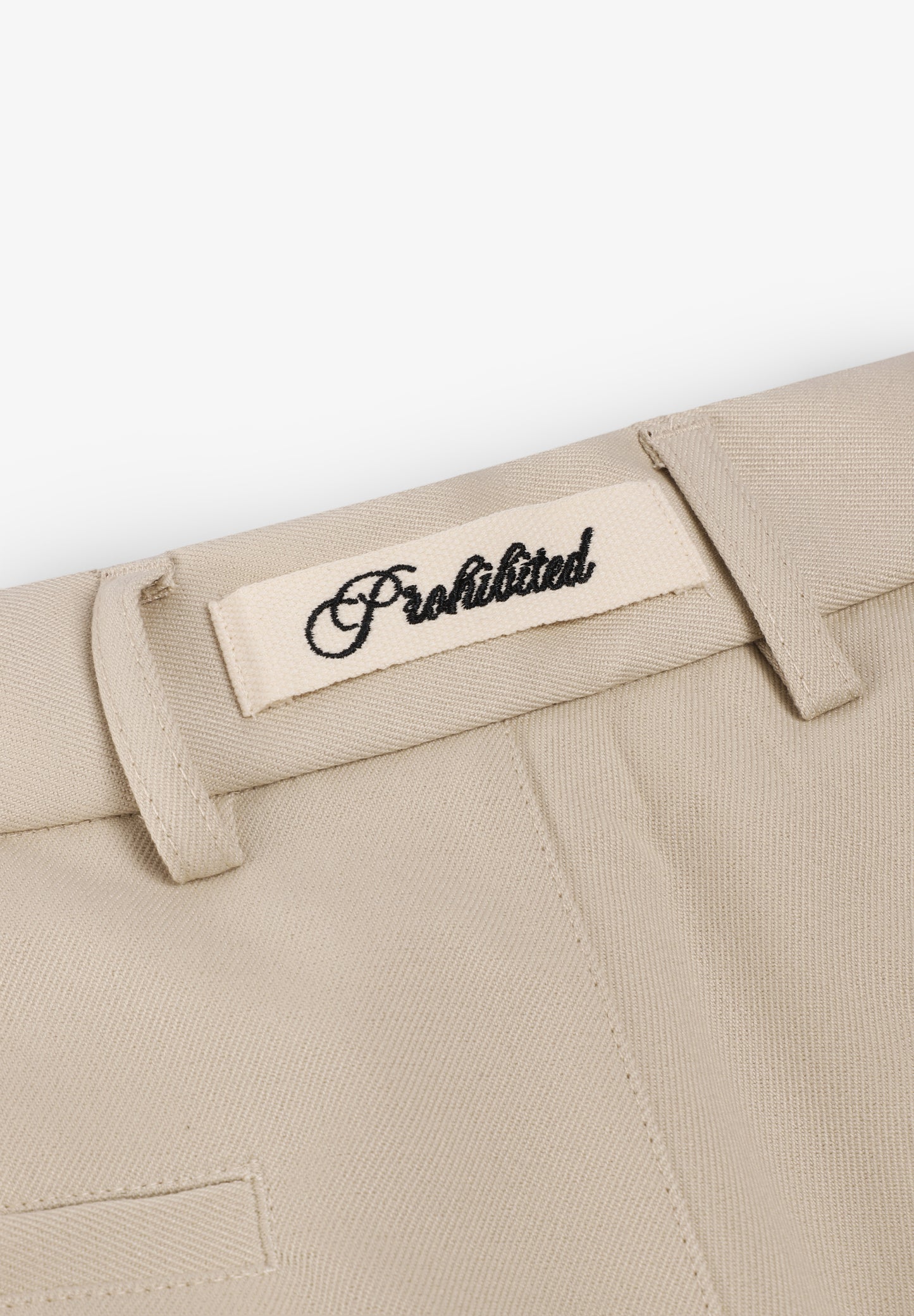 PROHIBITED | BERMUDAS NEWPORT PLEATED