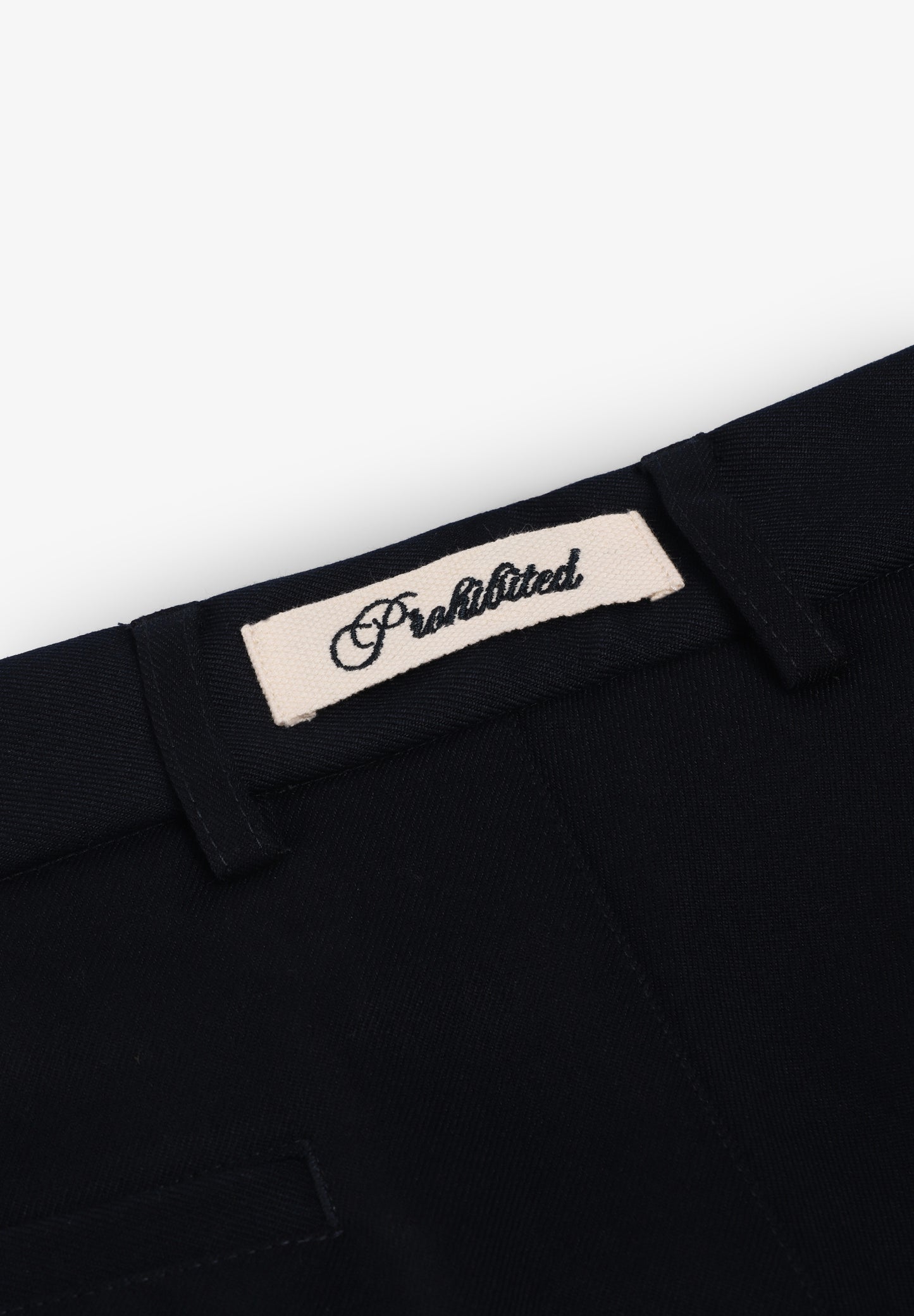 PROHIBITED | BERMUDAS NEWPORT PLEATED