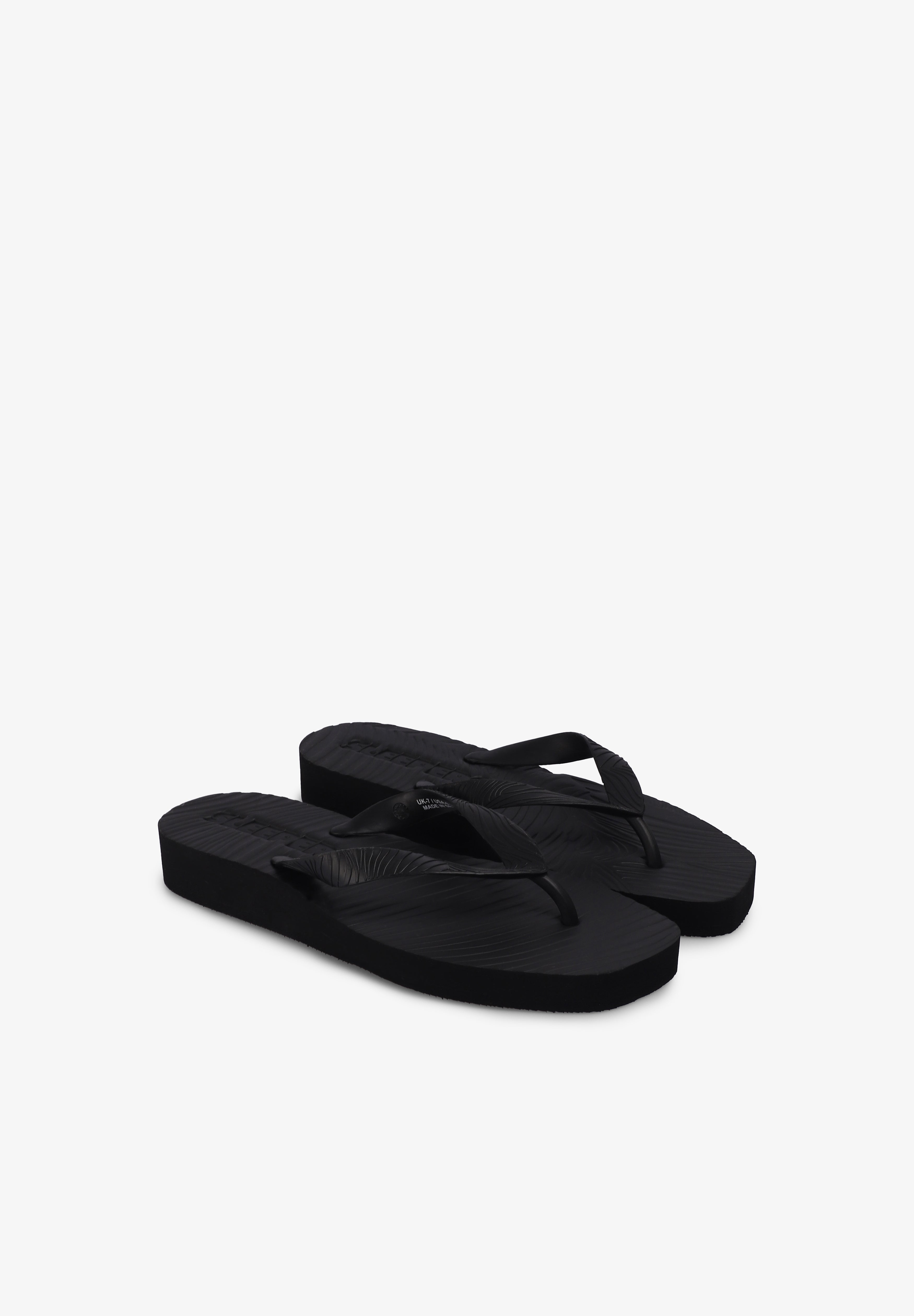 SLEEPERS | CHANCLAS TAPERED PLATFORM