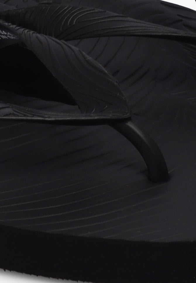 SLEEPERS | CHANCLAS TAPERED PLATFORM