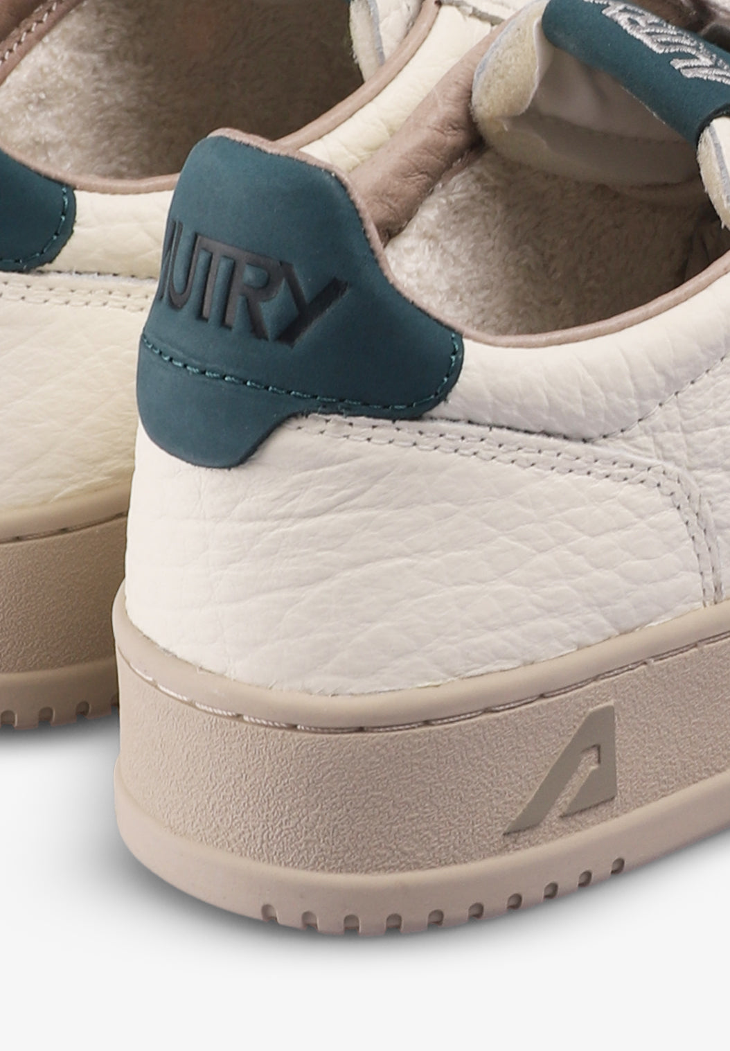 AUTRY | SNEAKERS MEDALIST LOW NABUK HOMBRE