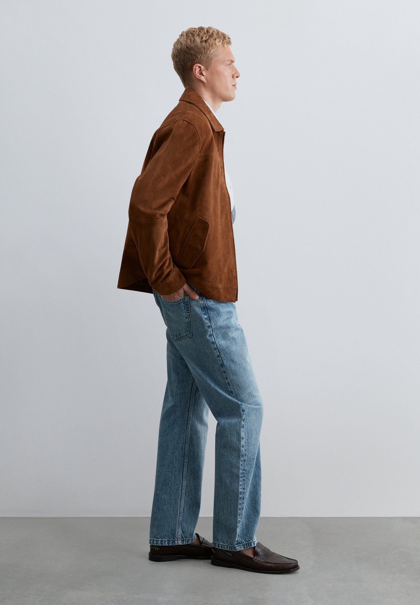 CHAQUETA ANTE BOLSILLOS