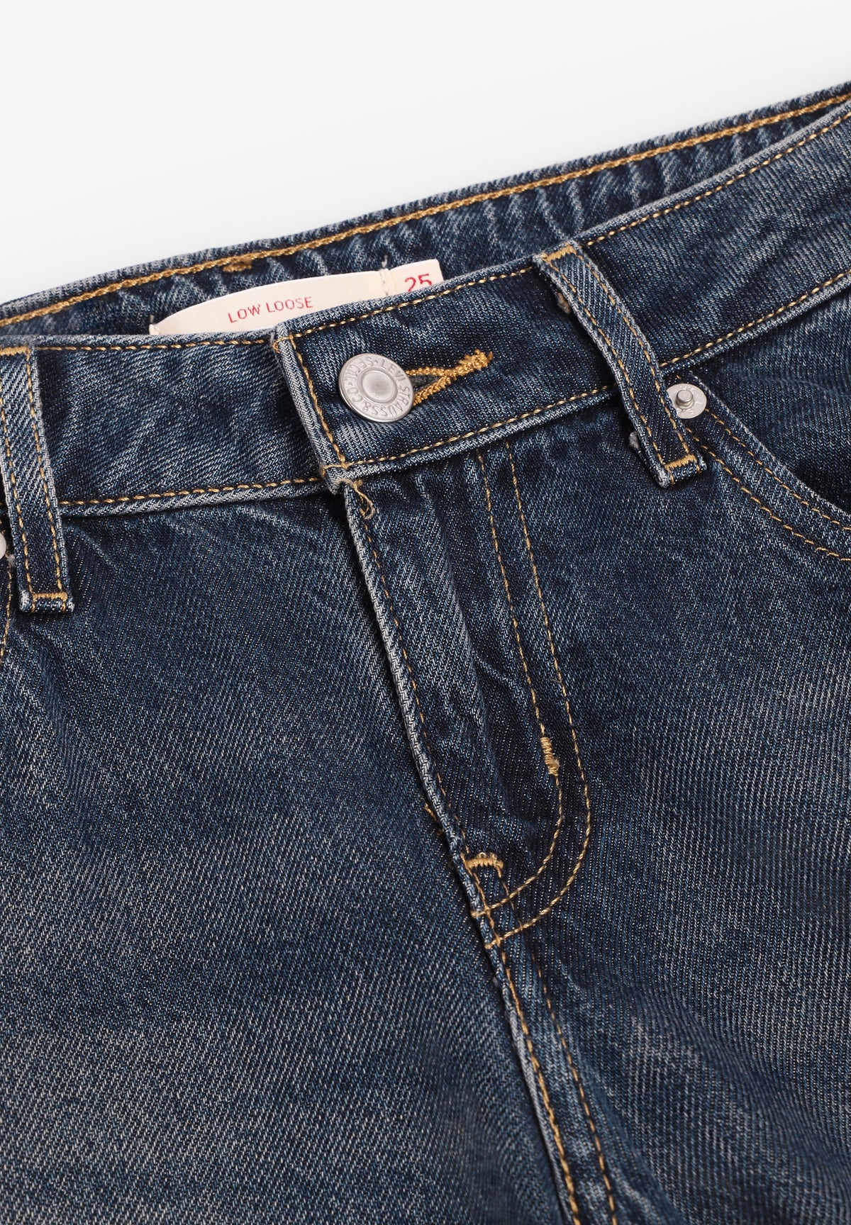 LEVIS | LOW LOOSE LOST IN TRANSLATION