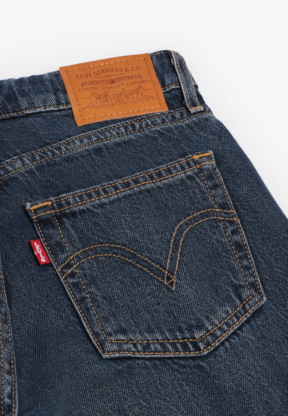 LEVIS | LOW LOOSE LOST IN TRANSLATION