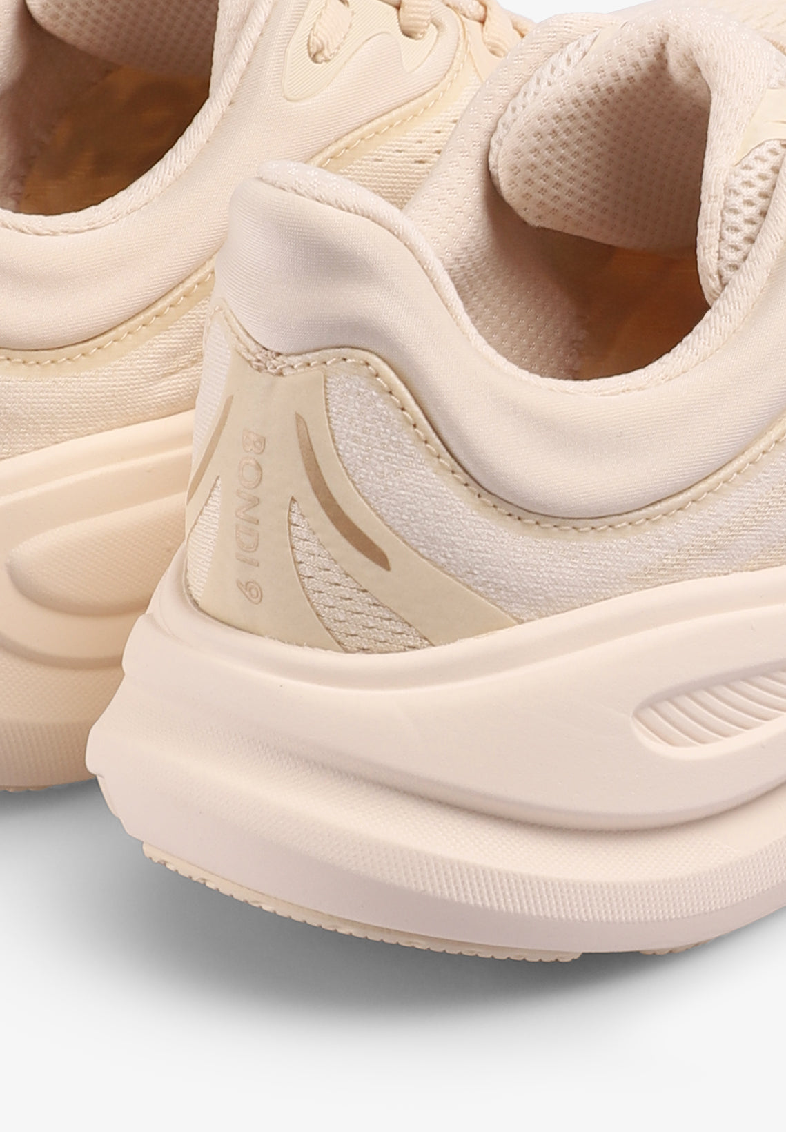 HOKA | SNEAKERS BONDI 9 MUJER