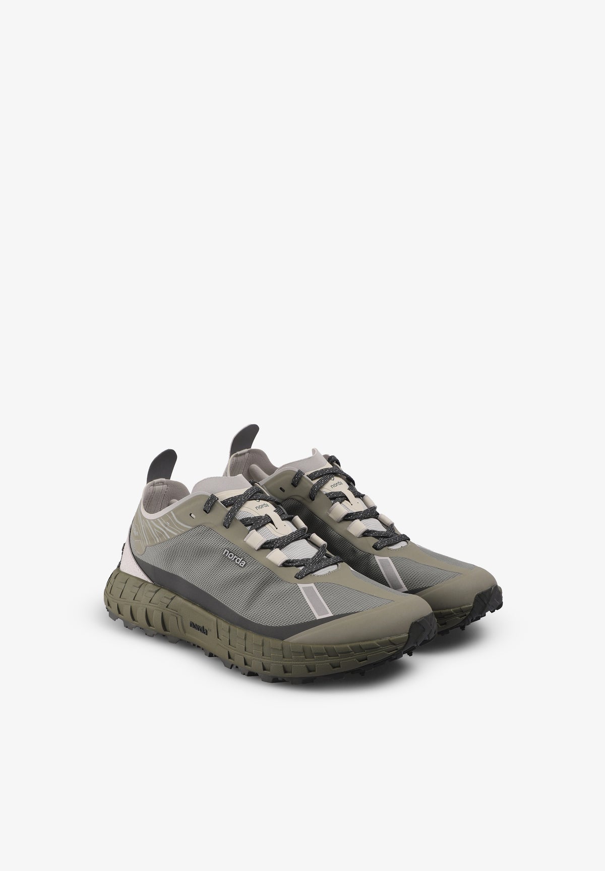 NORDA | SNEAKERS 001A