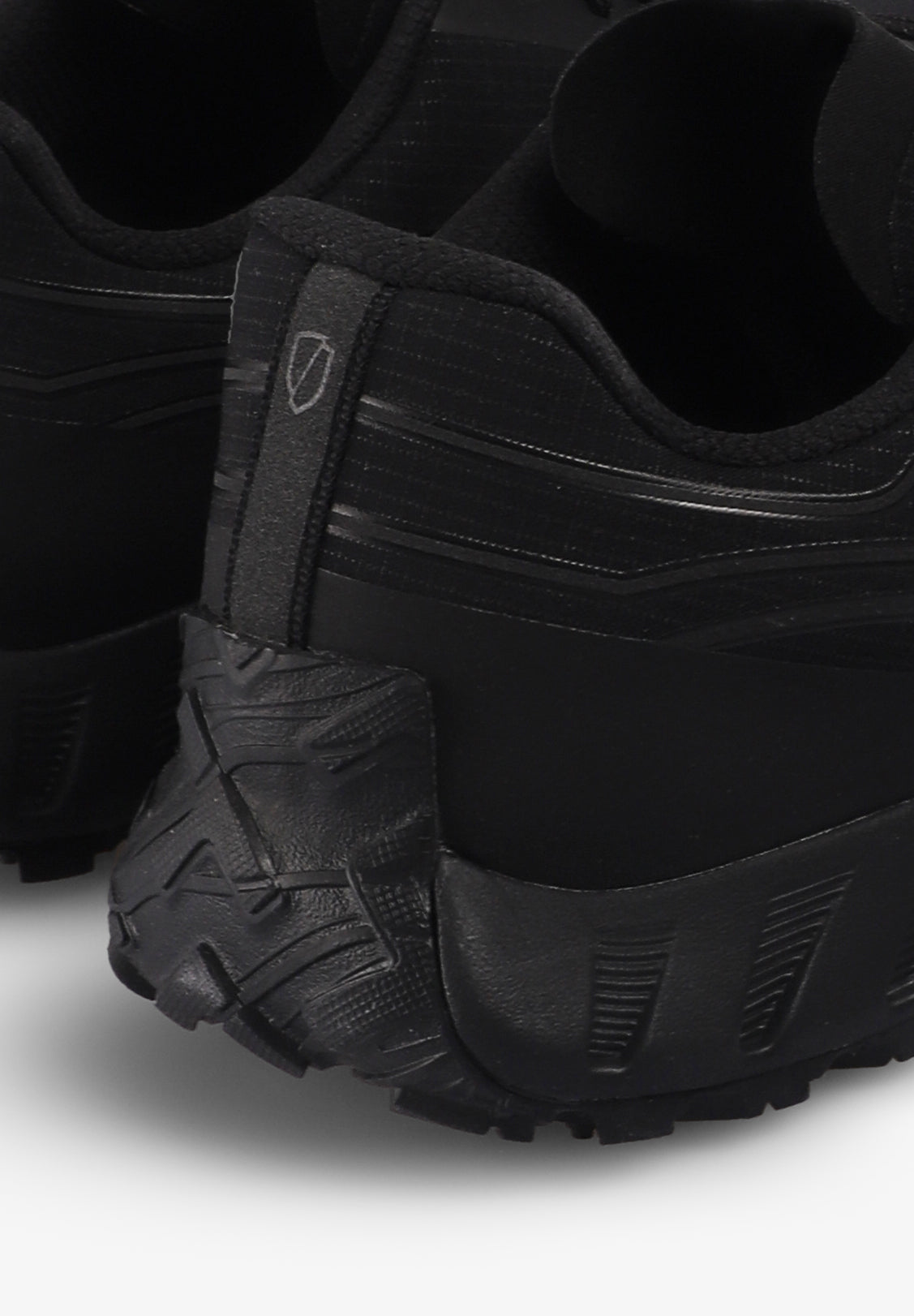 NORDA | SNEAKERS 002