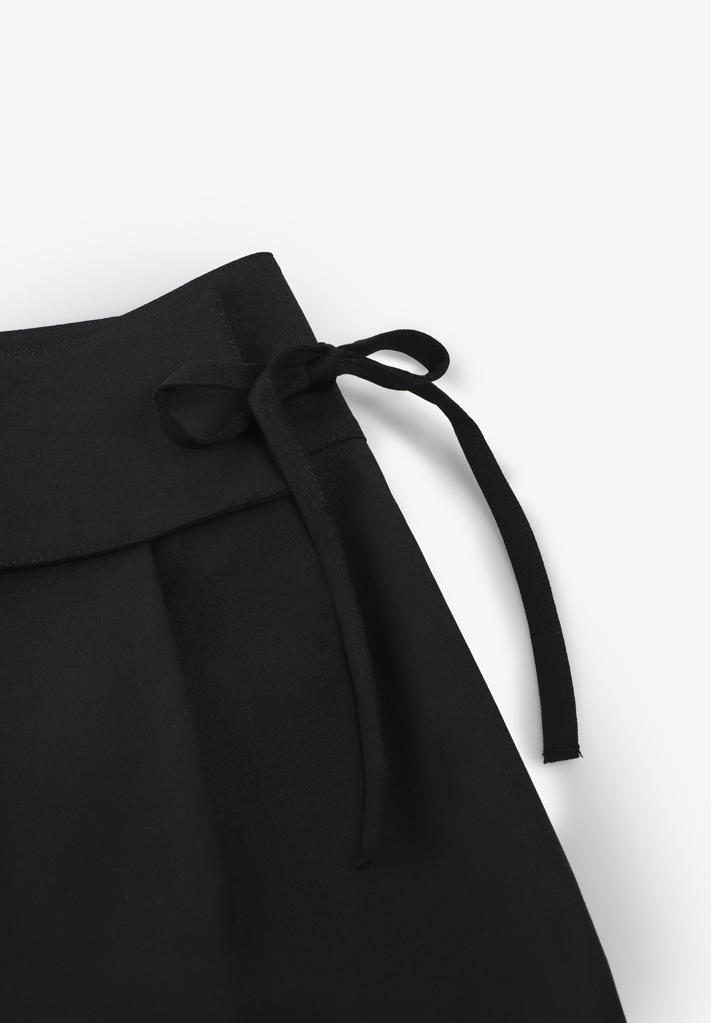 THINKING MU | BLACK YURI PANTS