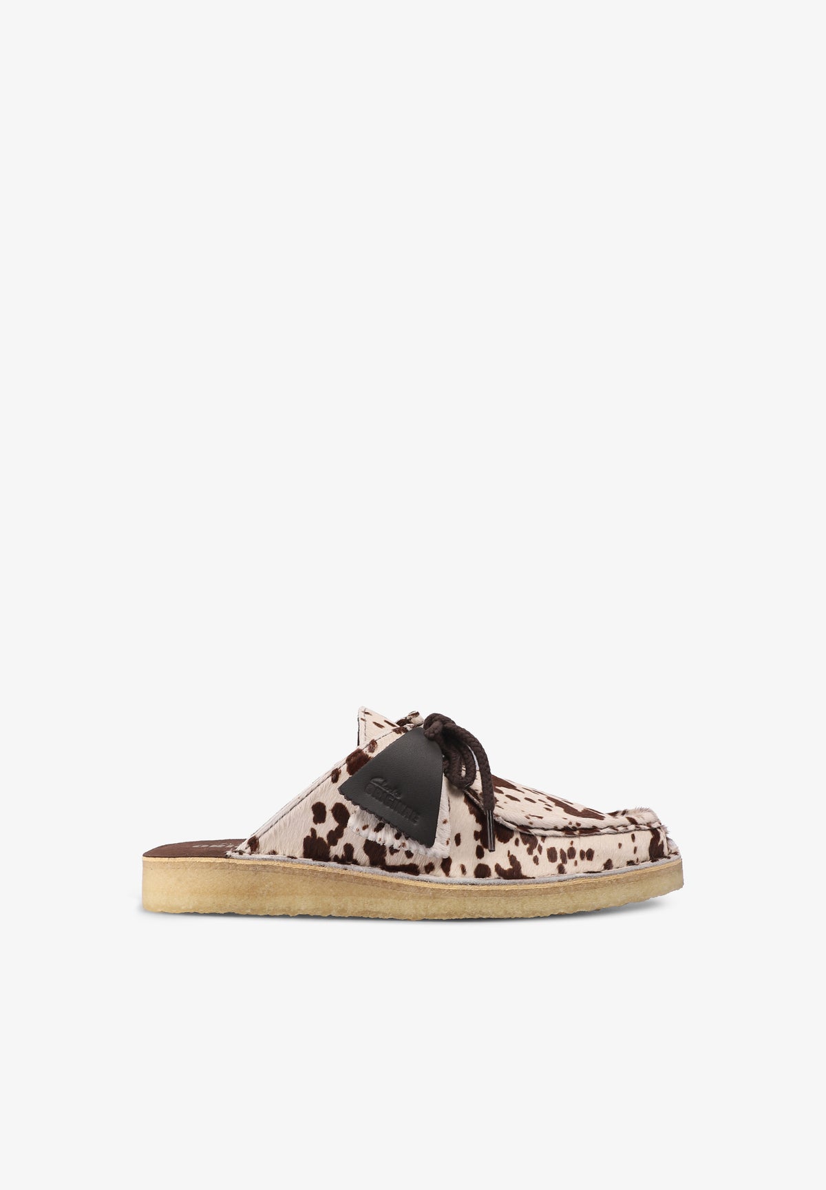 CLARKS | NOMAD MULE COW PRINT
