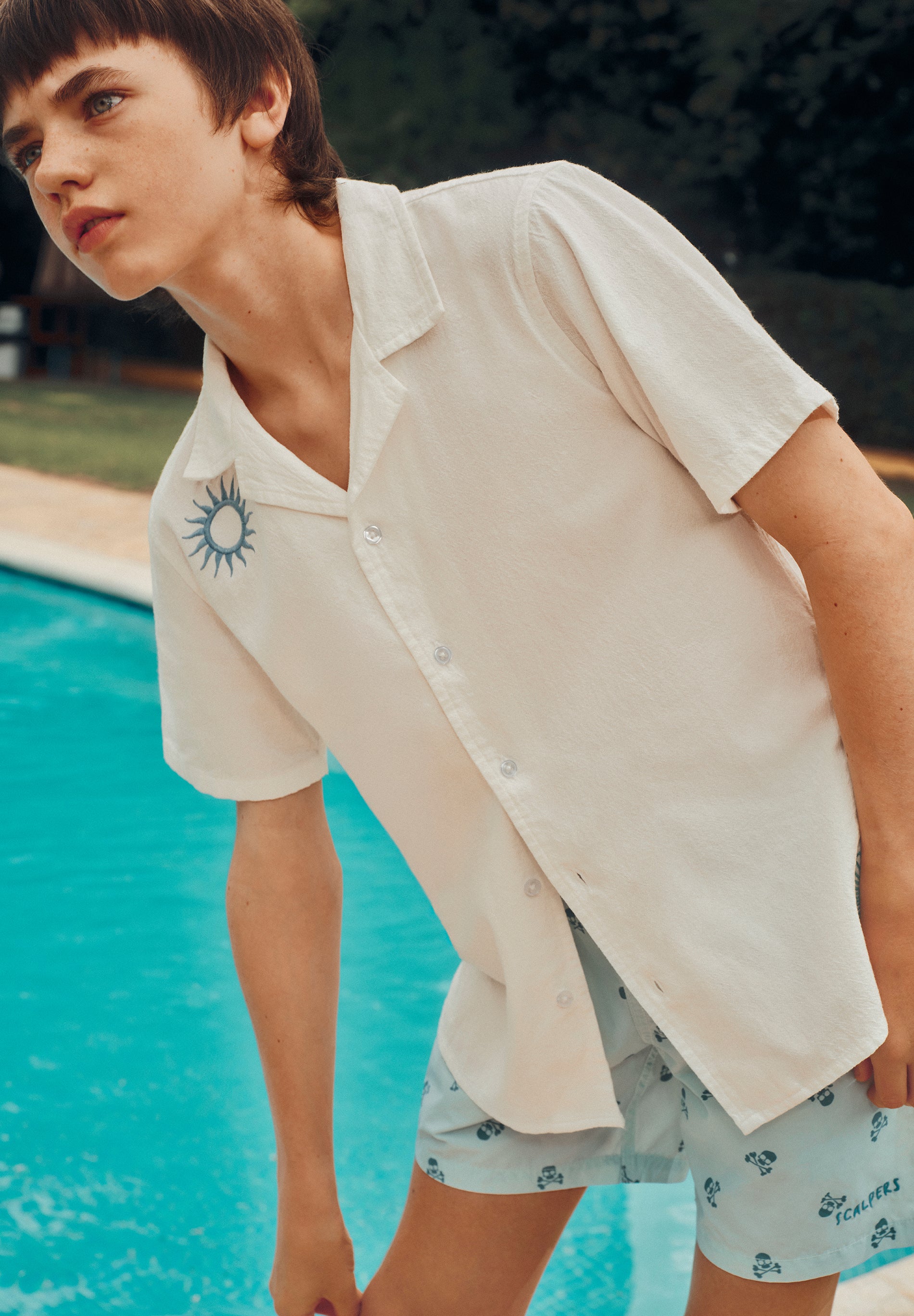CAMISA MANGA CORTA BORDADOS