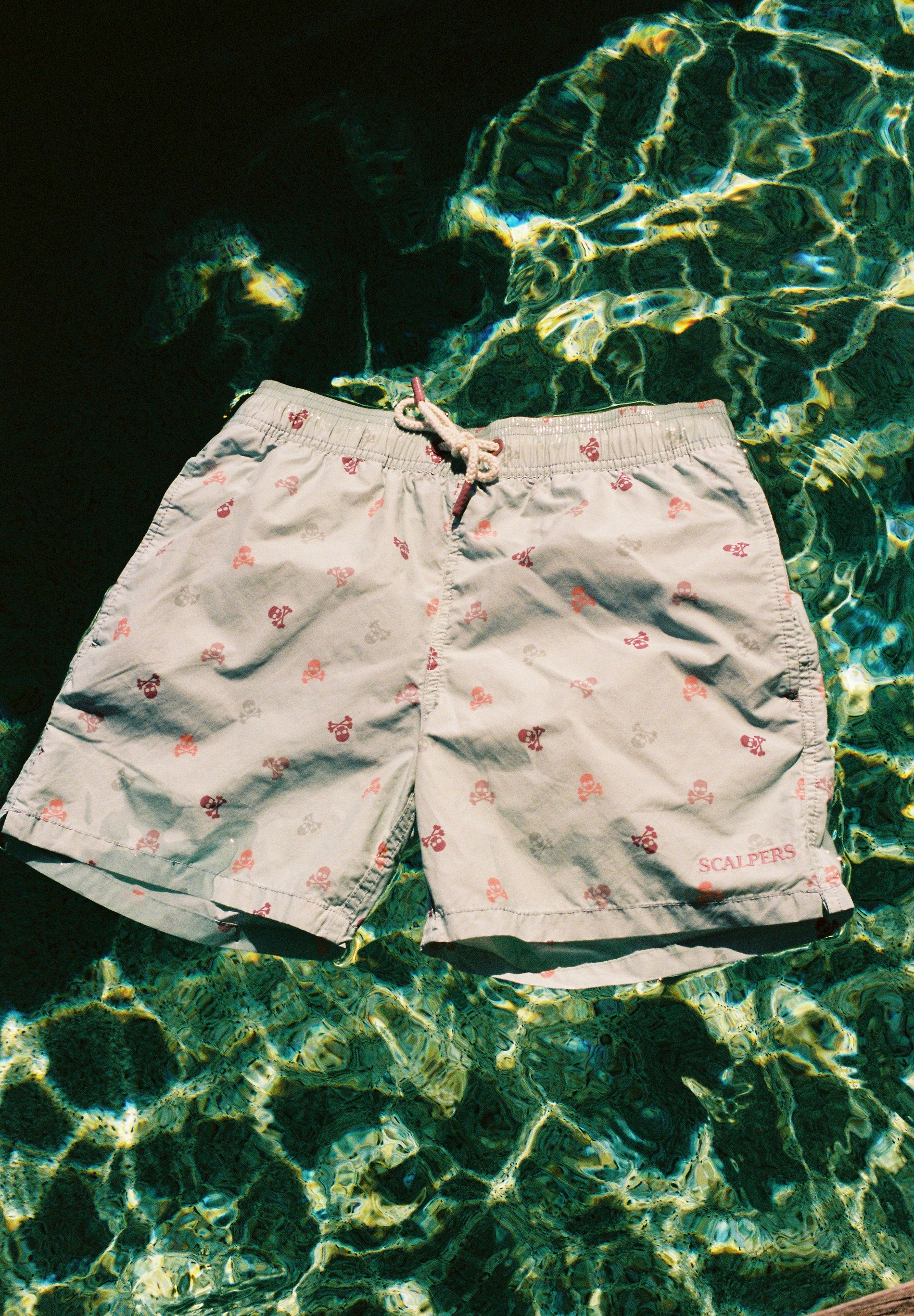 BAÑADOR ESTAMPADO CALAVERA