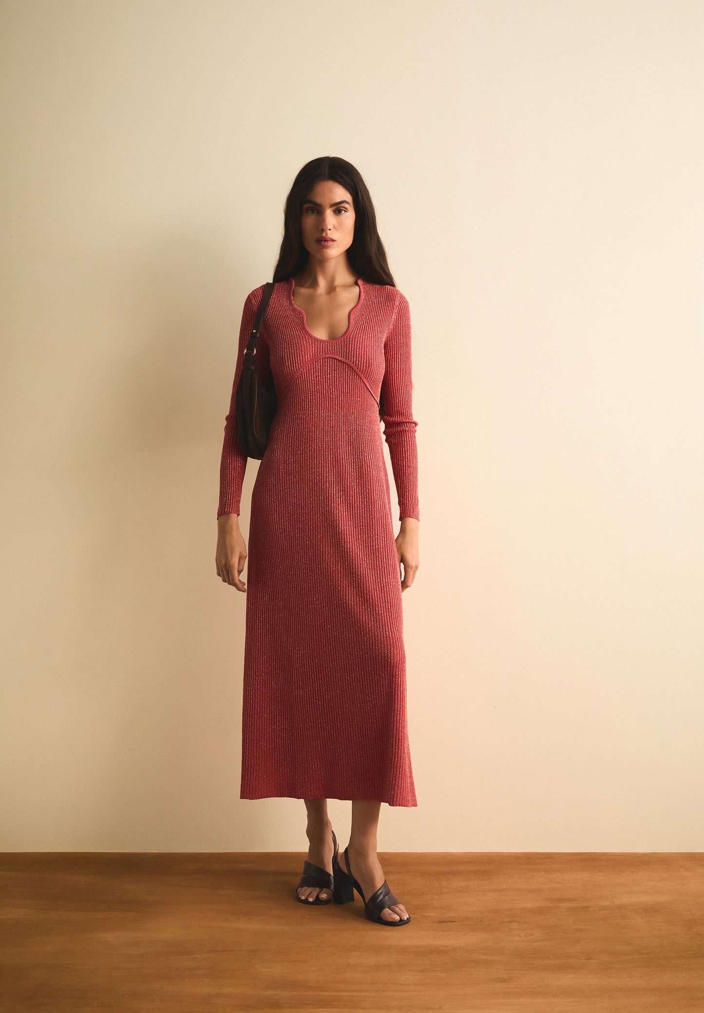 VESTIDO MIDI PUNTO LÚREX