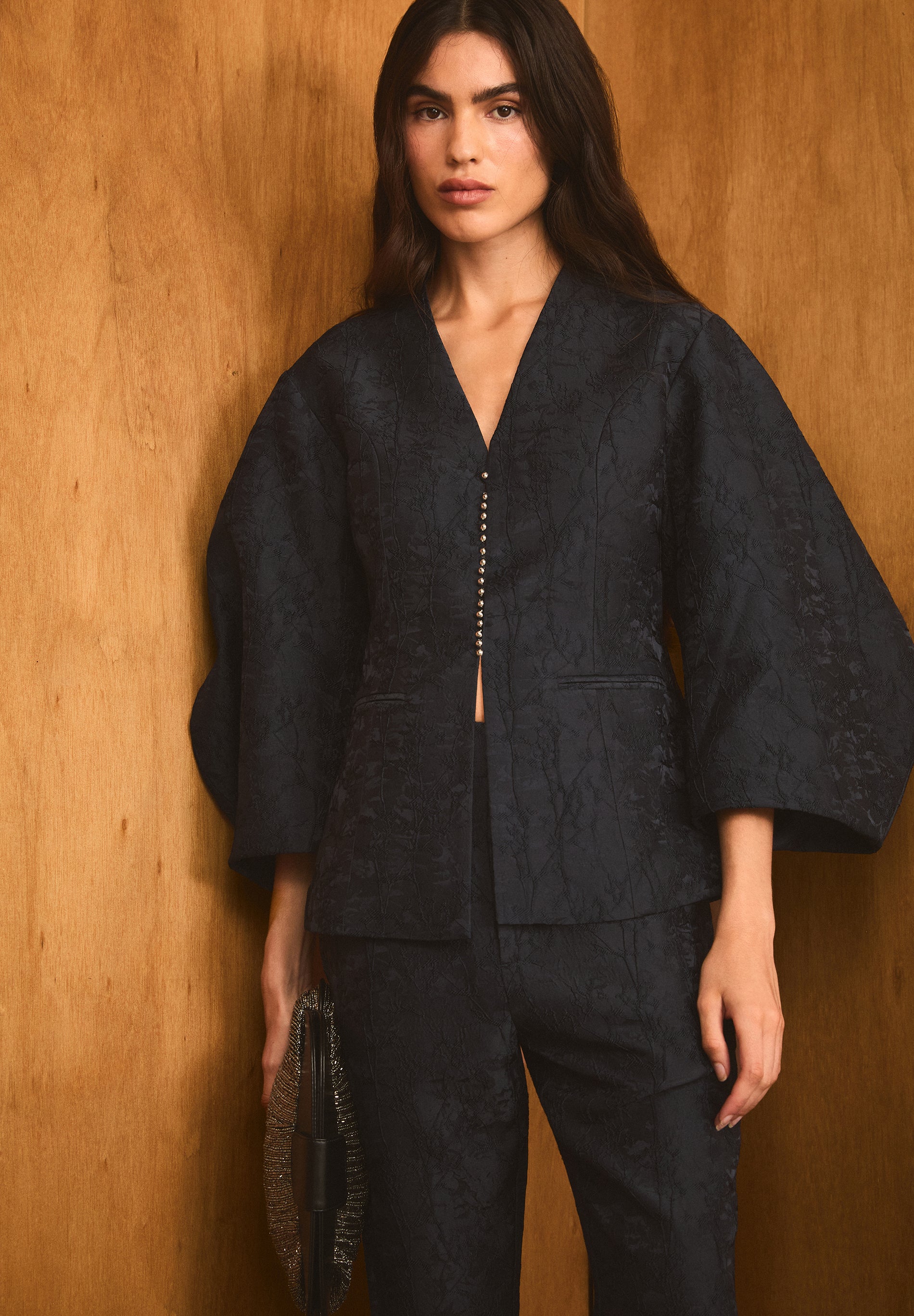 BLAZER JACQUARD MANGAS CON VOLUMEN