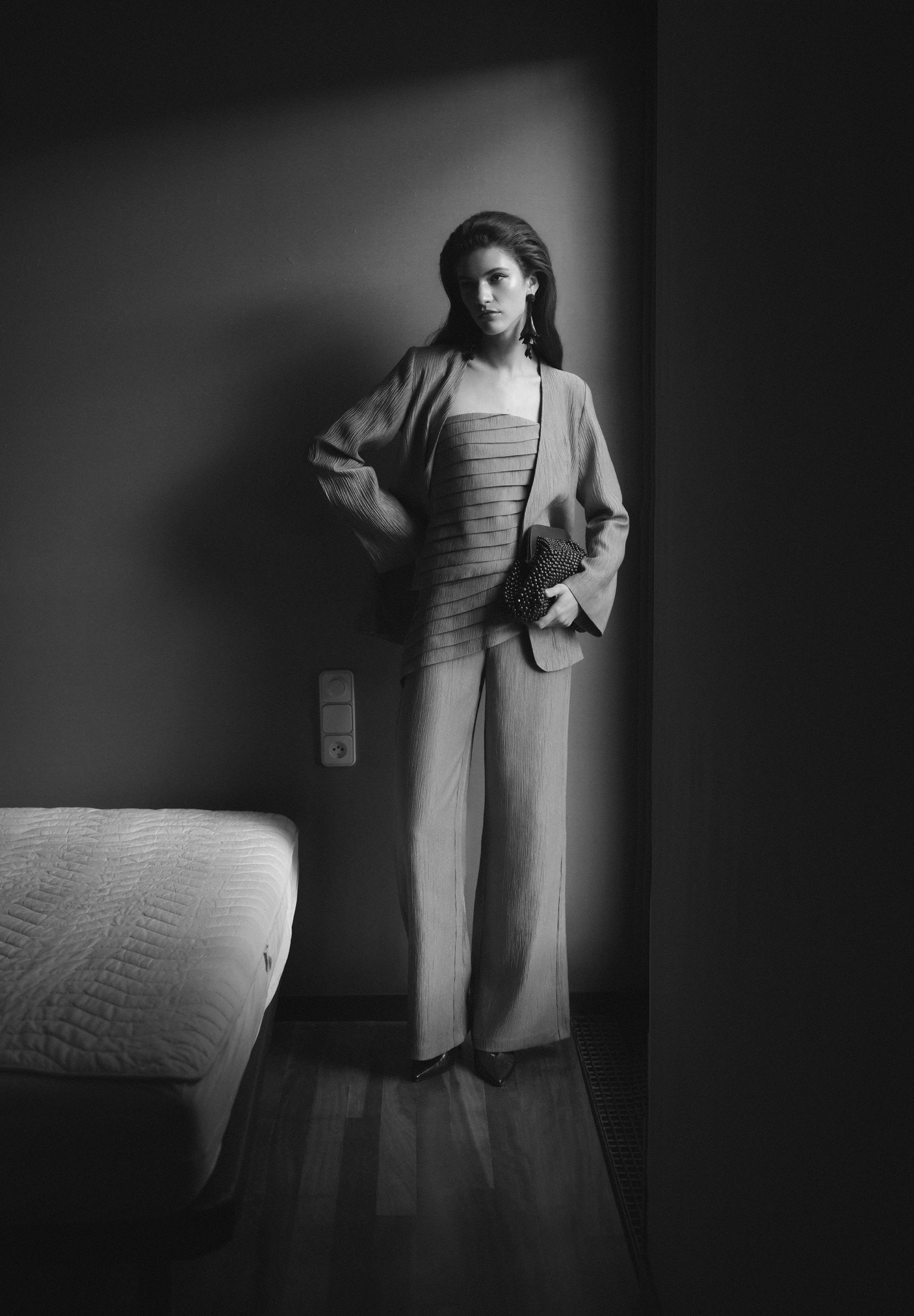 PANTALÓN DRAPEADO TEXTURA