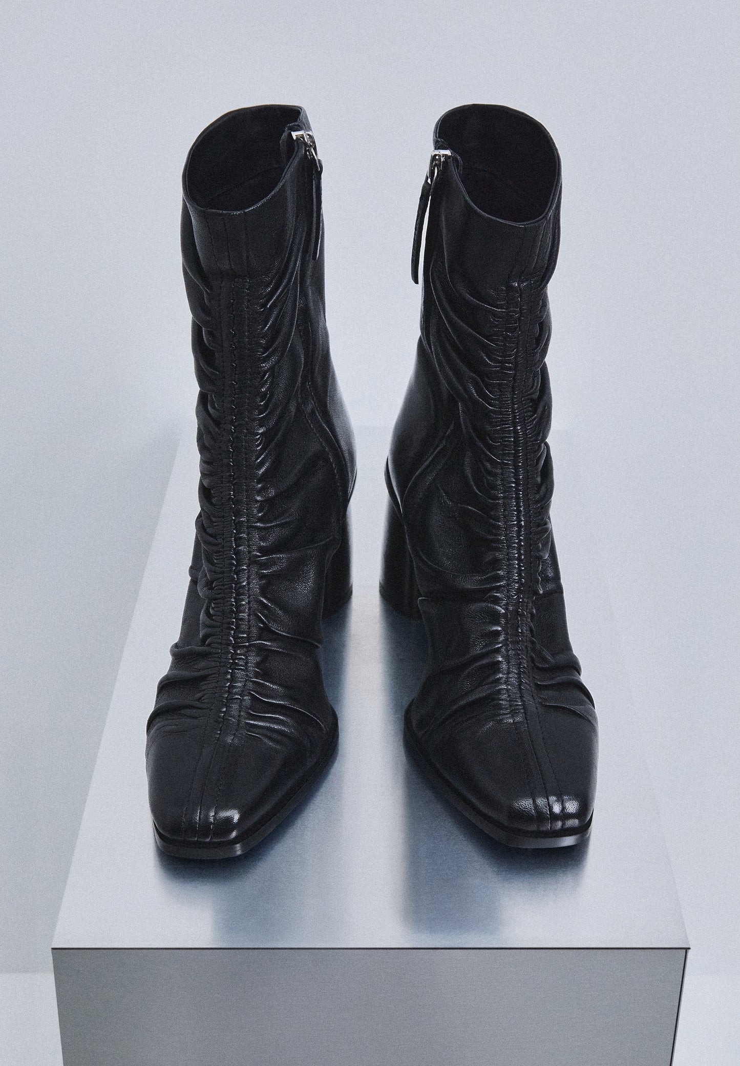 BOTA PIEL FRUNCIDO