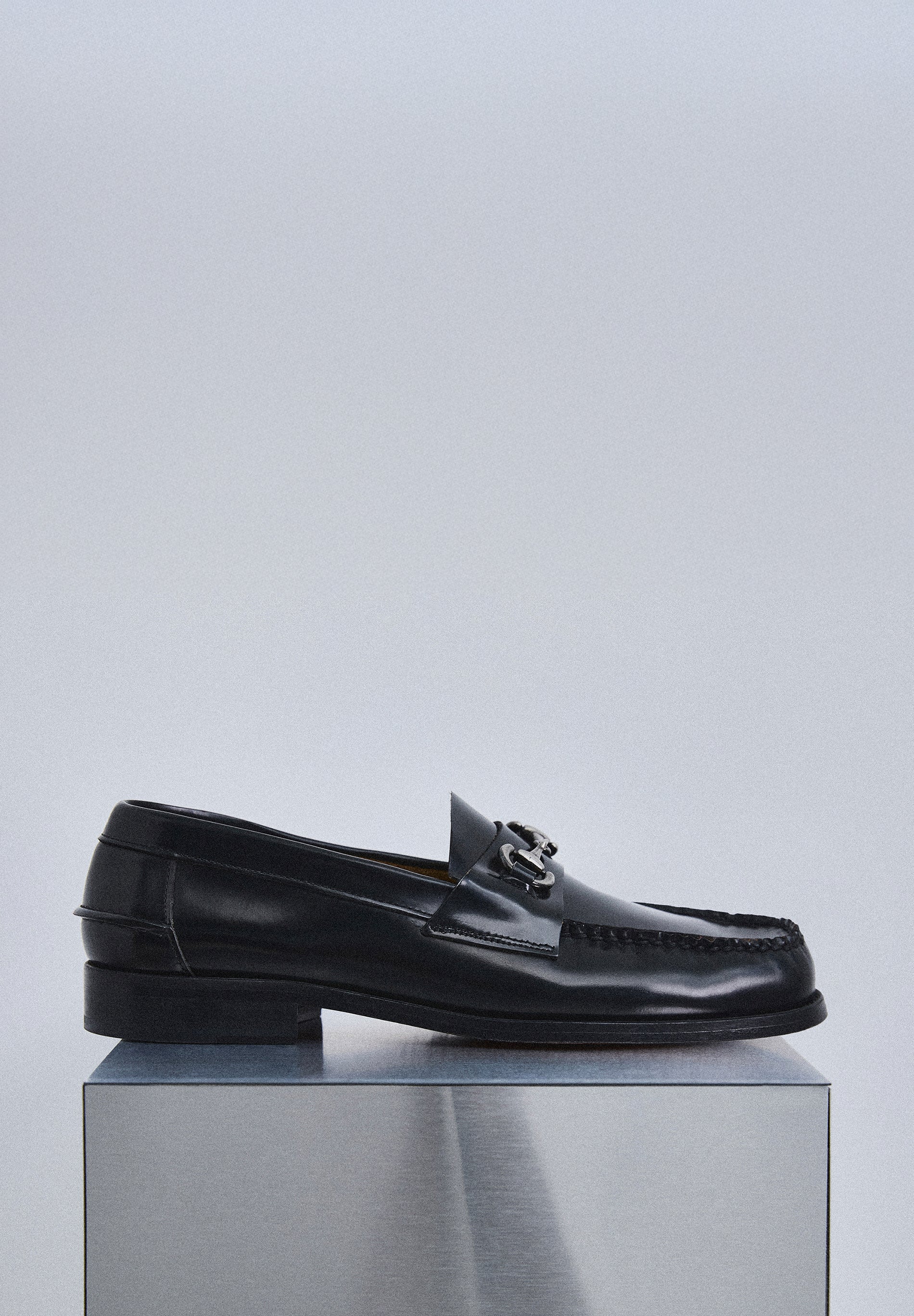 SCWILL LOAFER SHOES
