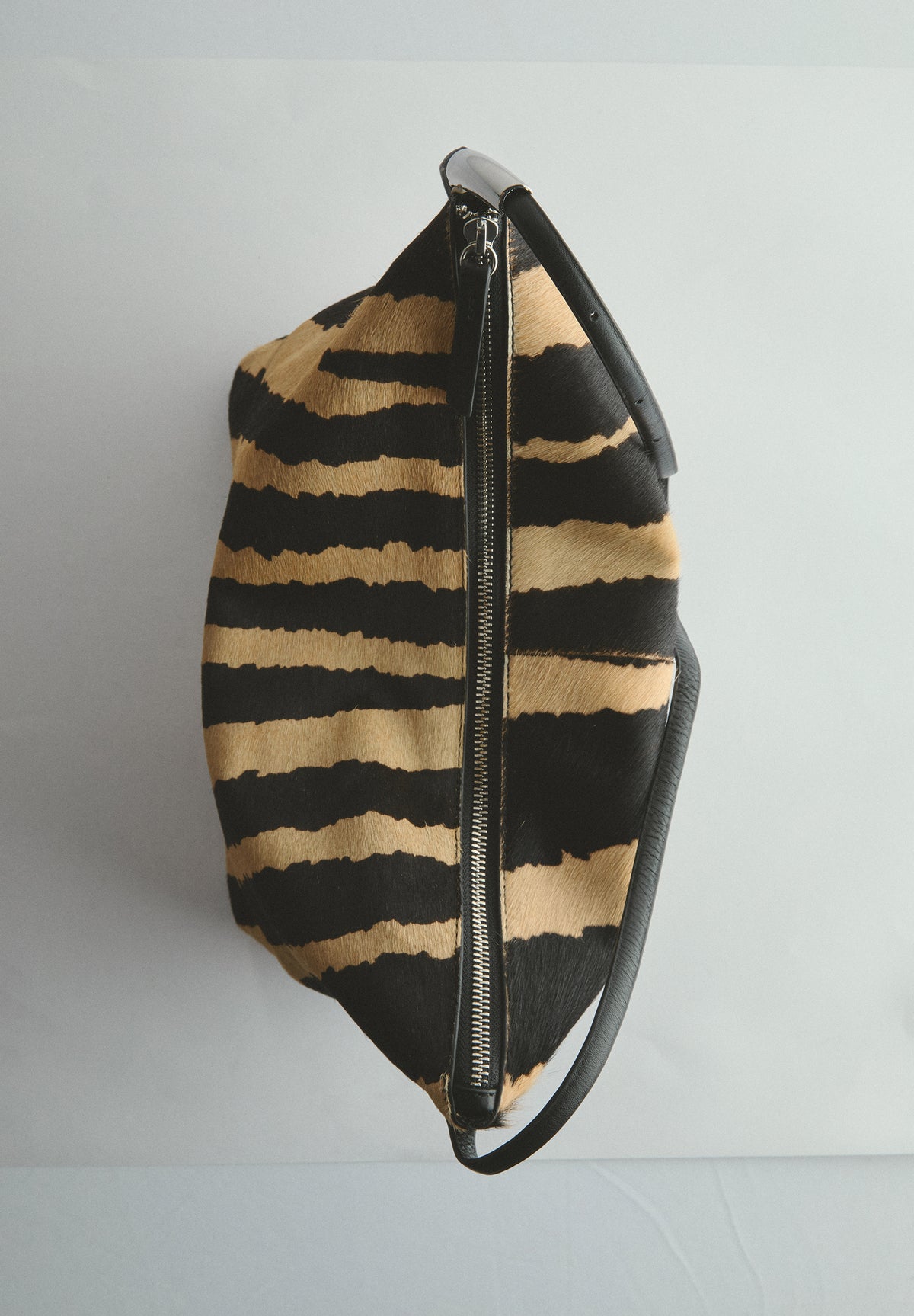 BOLSO DE HOMBRO PIEL DETALLE ASA