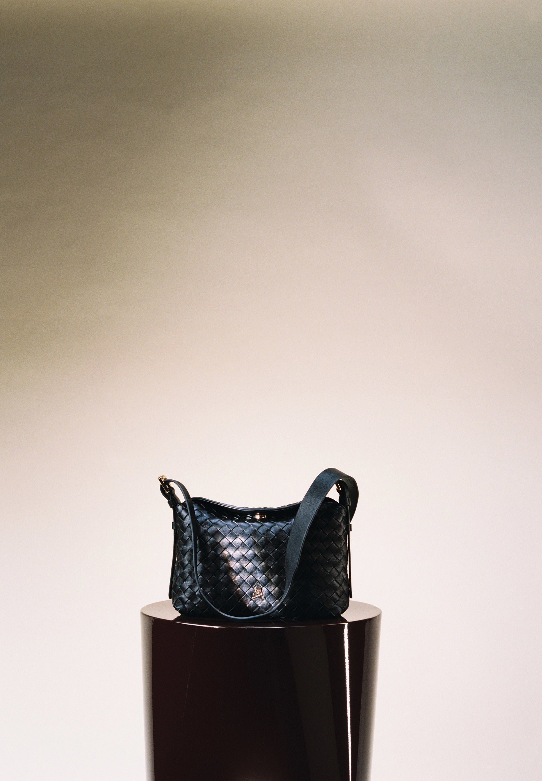 BOLSO BANDOLERA PIEL TRENZADO