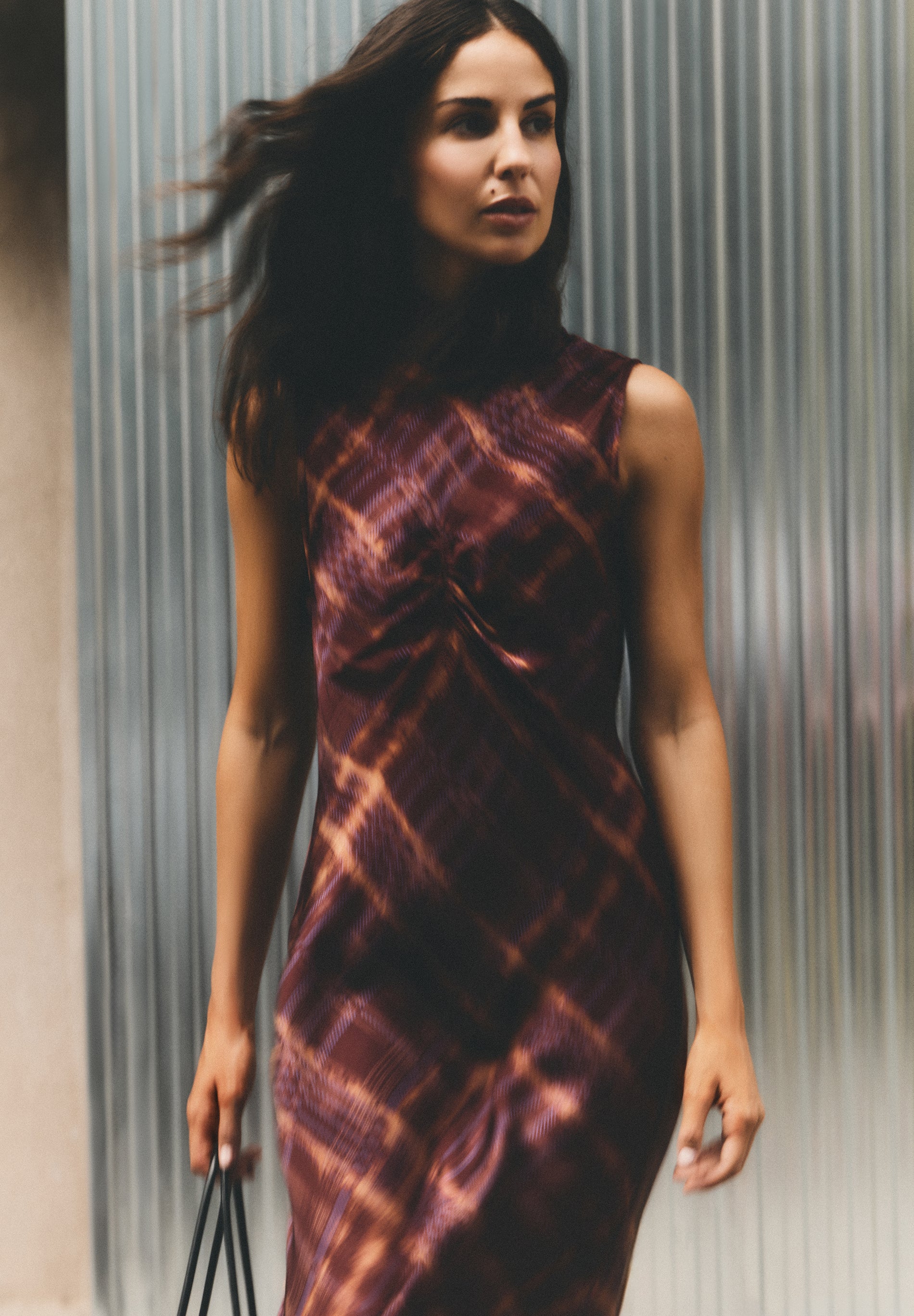VESTIDO CUELLO HALTER ESTAMPADO