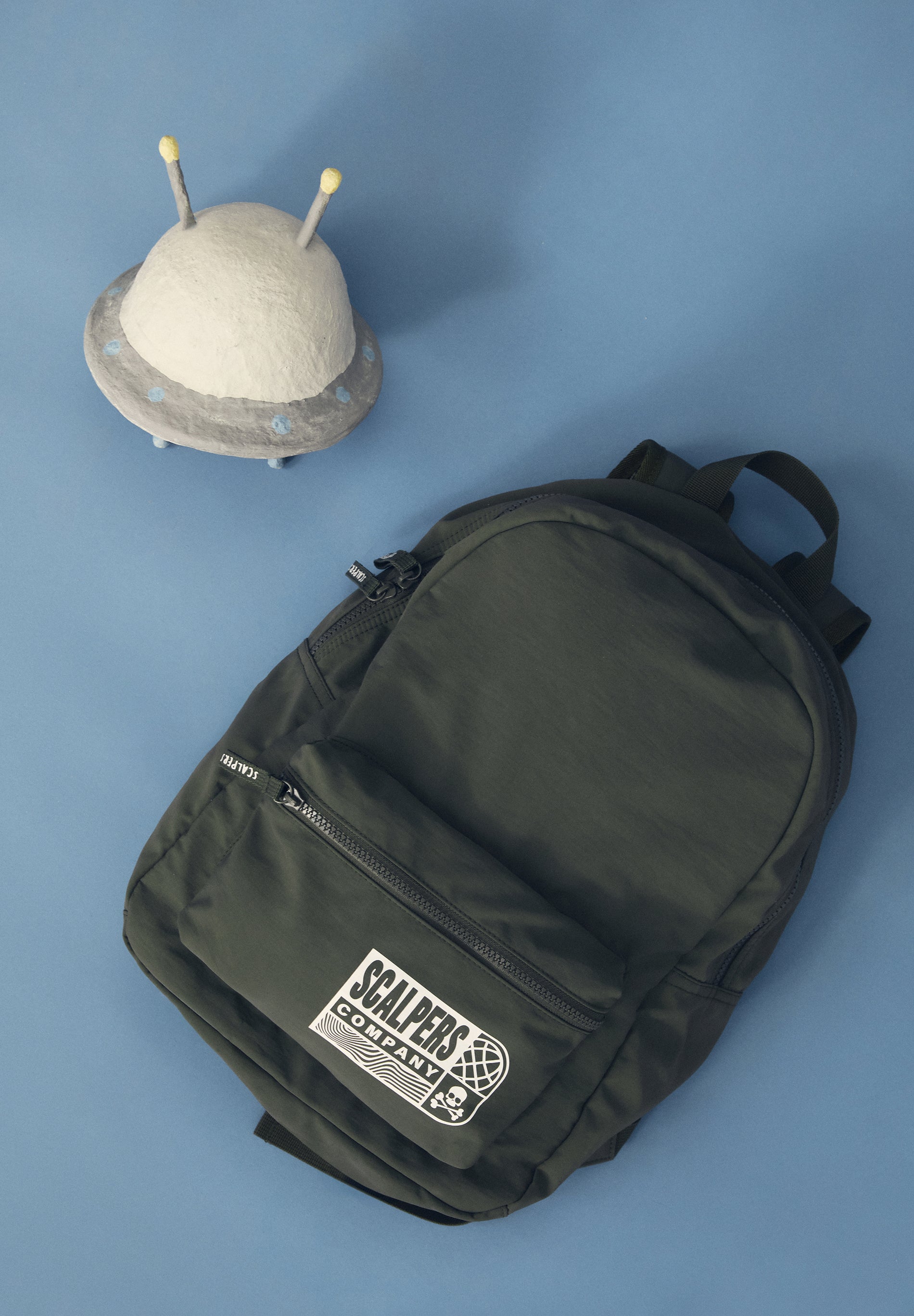 MOCHILA LOGO ESTAMPADO